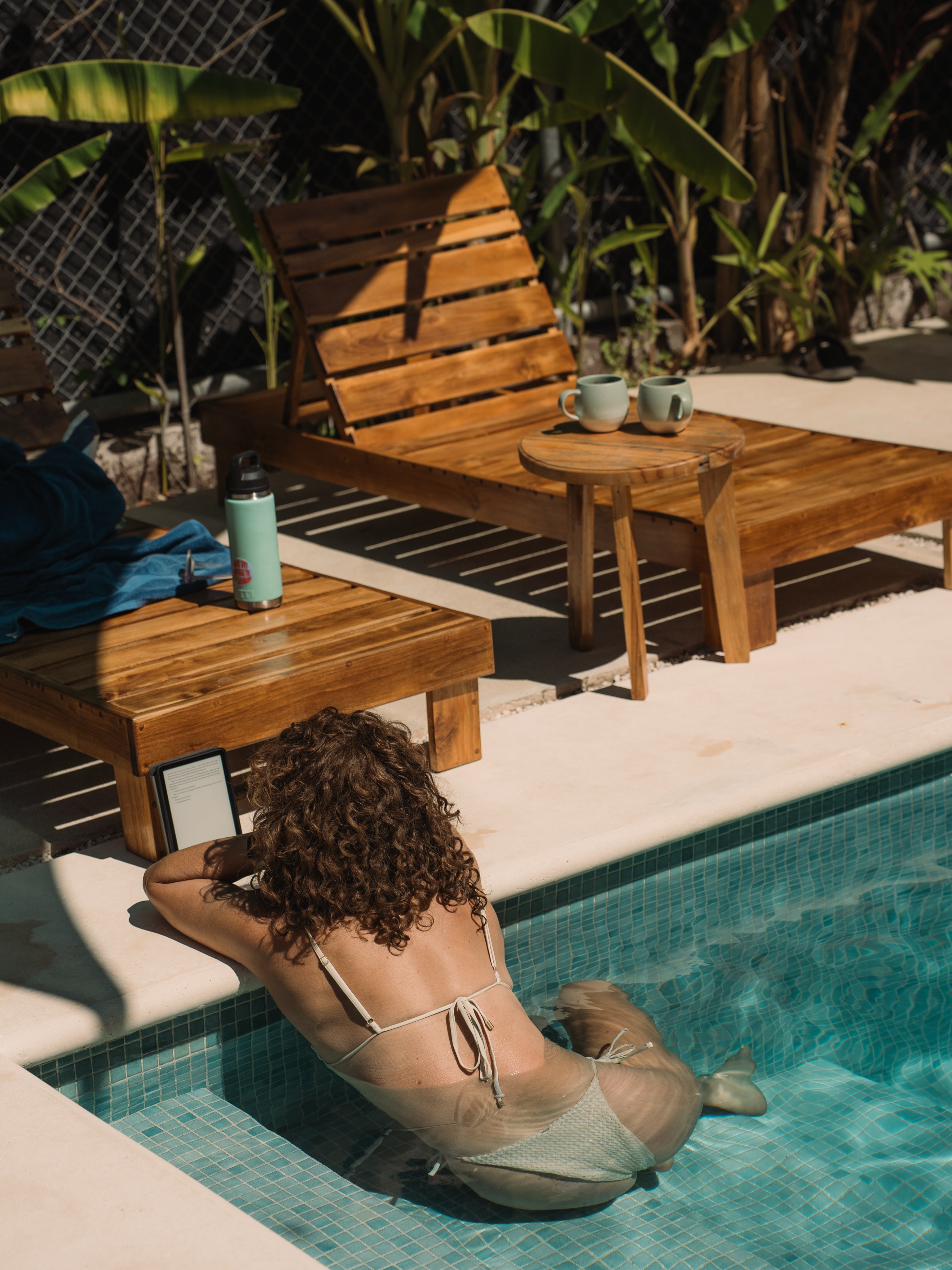 No schedule. No rush. Your time, as you please.
Our pool is yours all day, teak loungers ☀️, banana 🍌 trees, and coffee ☕️ always close by.
📍Magic Place, Santa Teresa, Costa Rica. Book direct 🔗 in bio
#travelcostarica #puravida #hotelpool #magicplace #studiosforrent