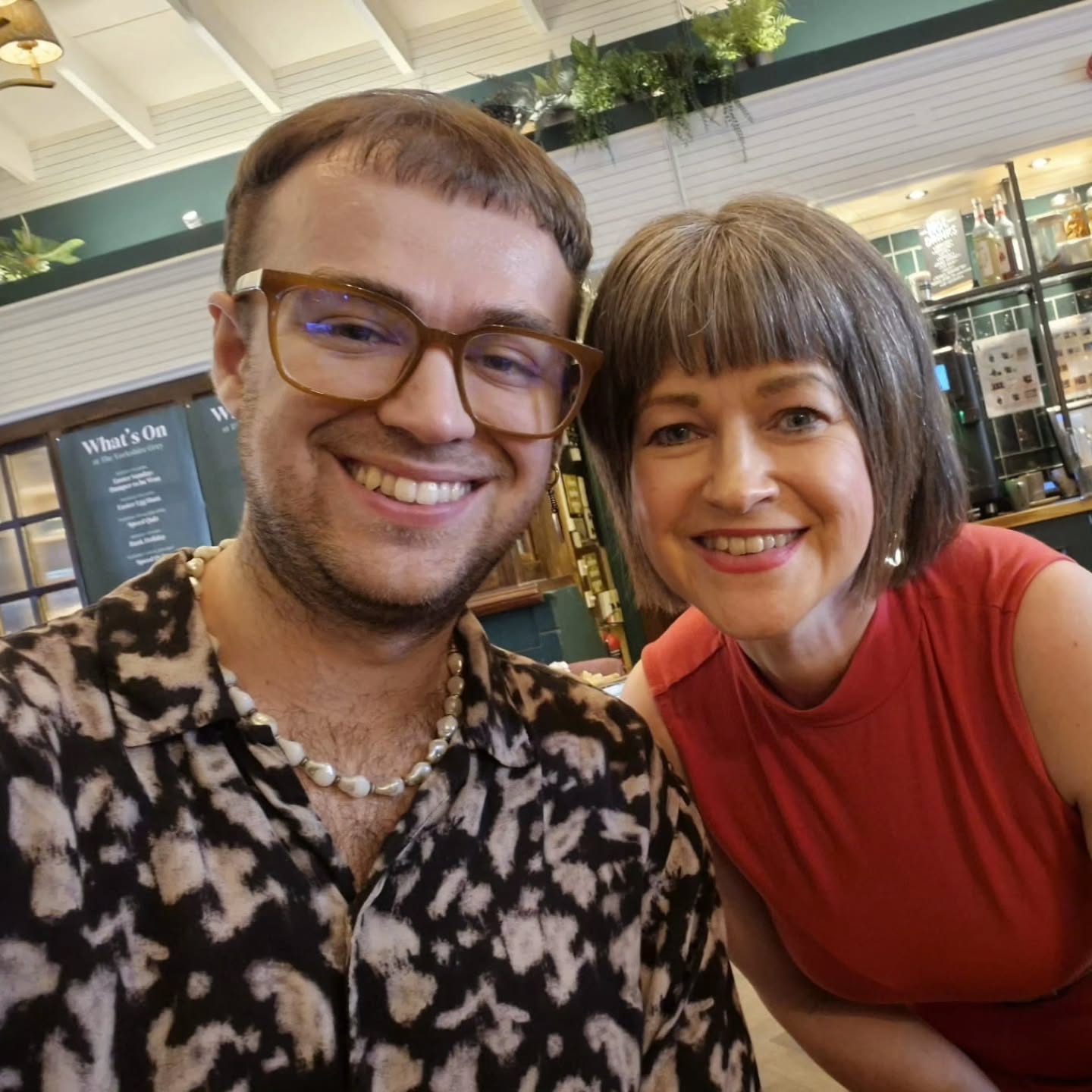 Seeing Josh and fiancé Ollie was the perfect last-minute bonus for our trip to meet family. As a sustainability-focused stylist, I'm always impressed with their (often preloved) East London style.
On our return, even I got caught up in the excitement of our local Hull City in the Championship playoff final. I doubt I'll stay up to see Nathaniel on his late arrival from watching and celebrating at Wembley!
#personalstylisthull #SustainableFashion