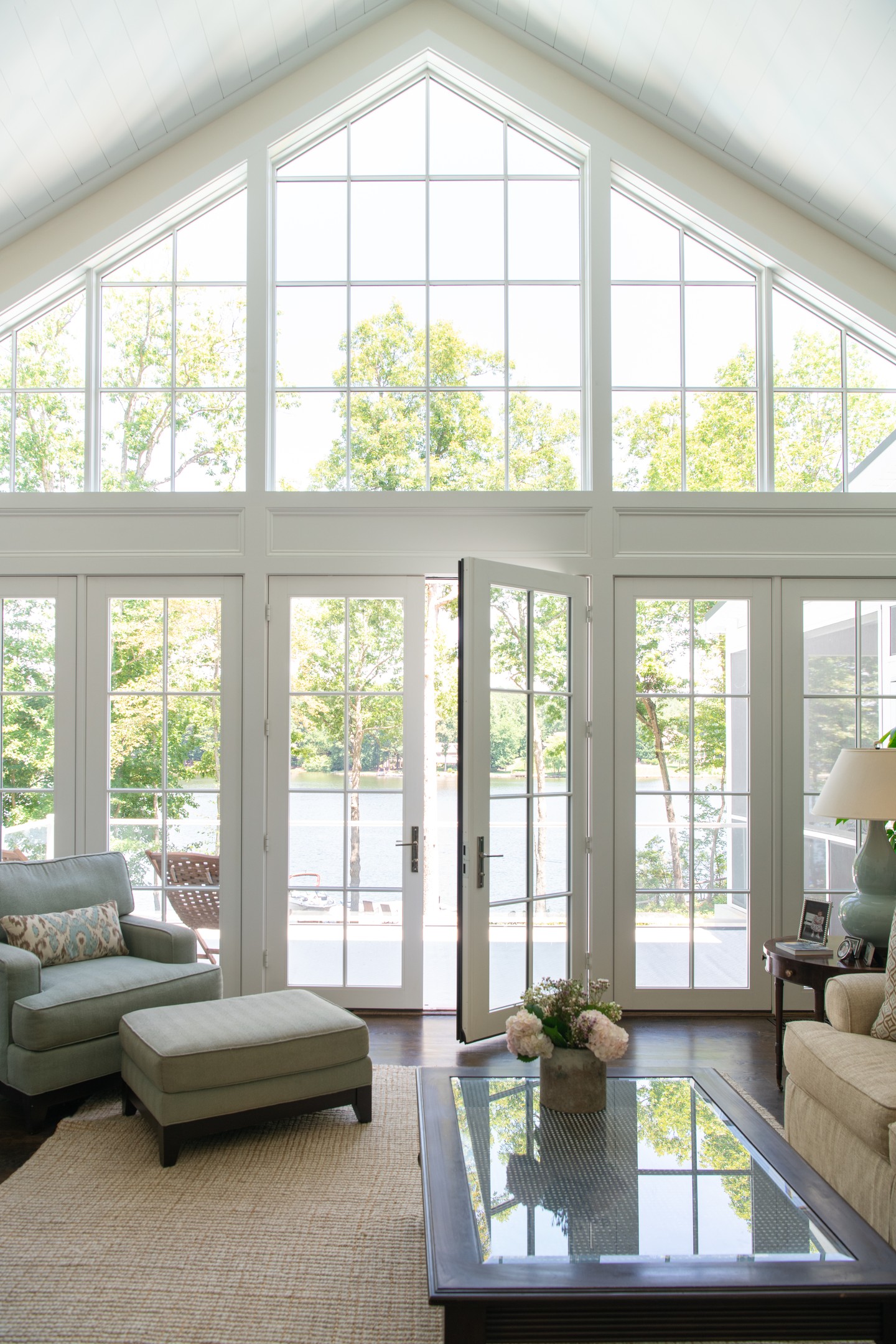 Let the outside in. 🌿