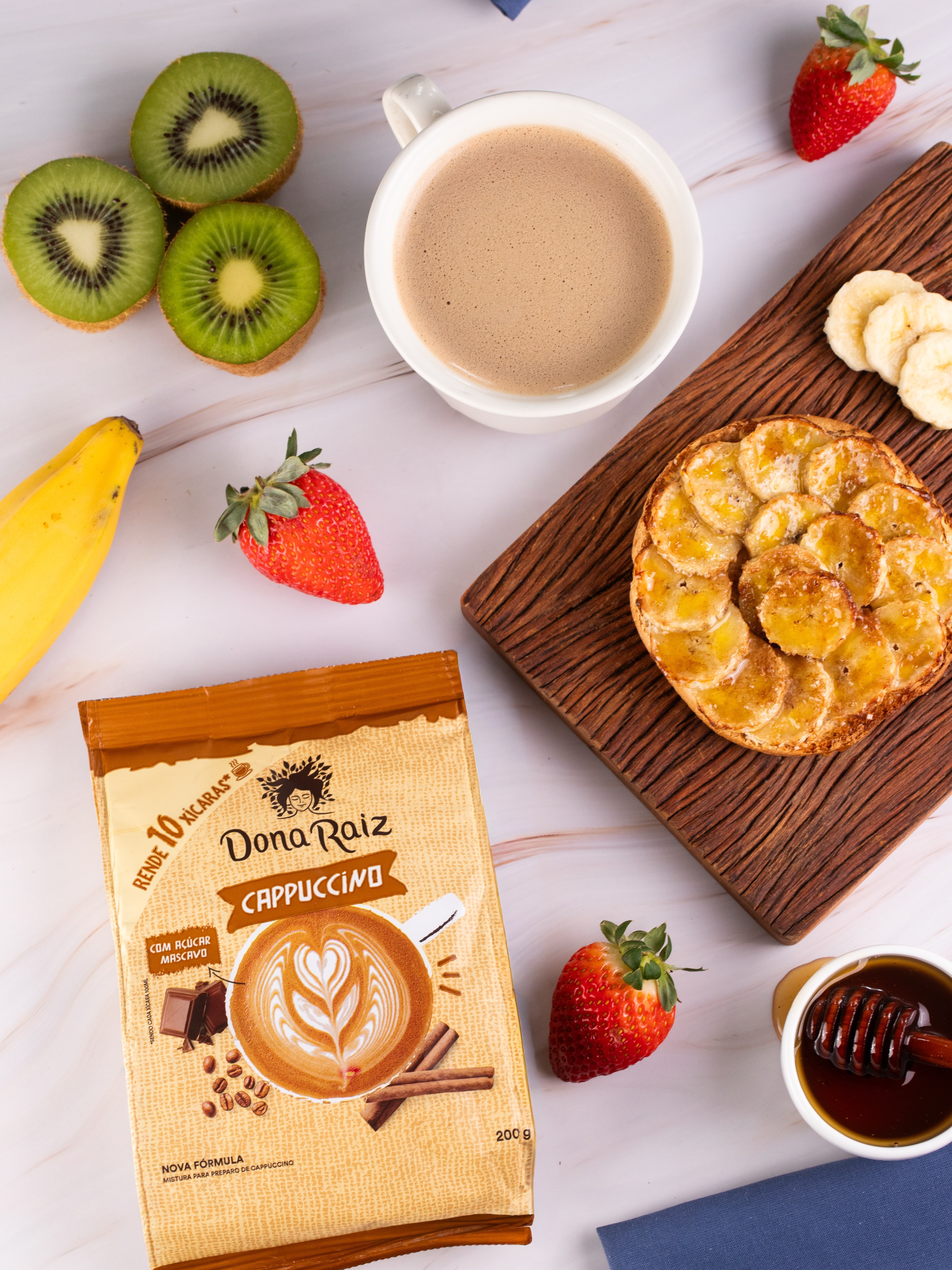 Cremoso, saboroso e com aquele toque especial que só a Dona Raiz tem ☕🤎
Nosso cappuccino é perfeito para transformar qualquer pausa do dia em um momento mais gostoso ✨
Já tomou sua xícara de capuccino @donaraiz hoje?
#
#DonaRaiz #Capuccino #ComerBemÉParaTodoMundo #CaféComAfeto