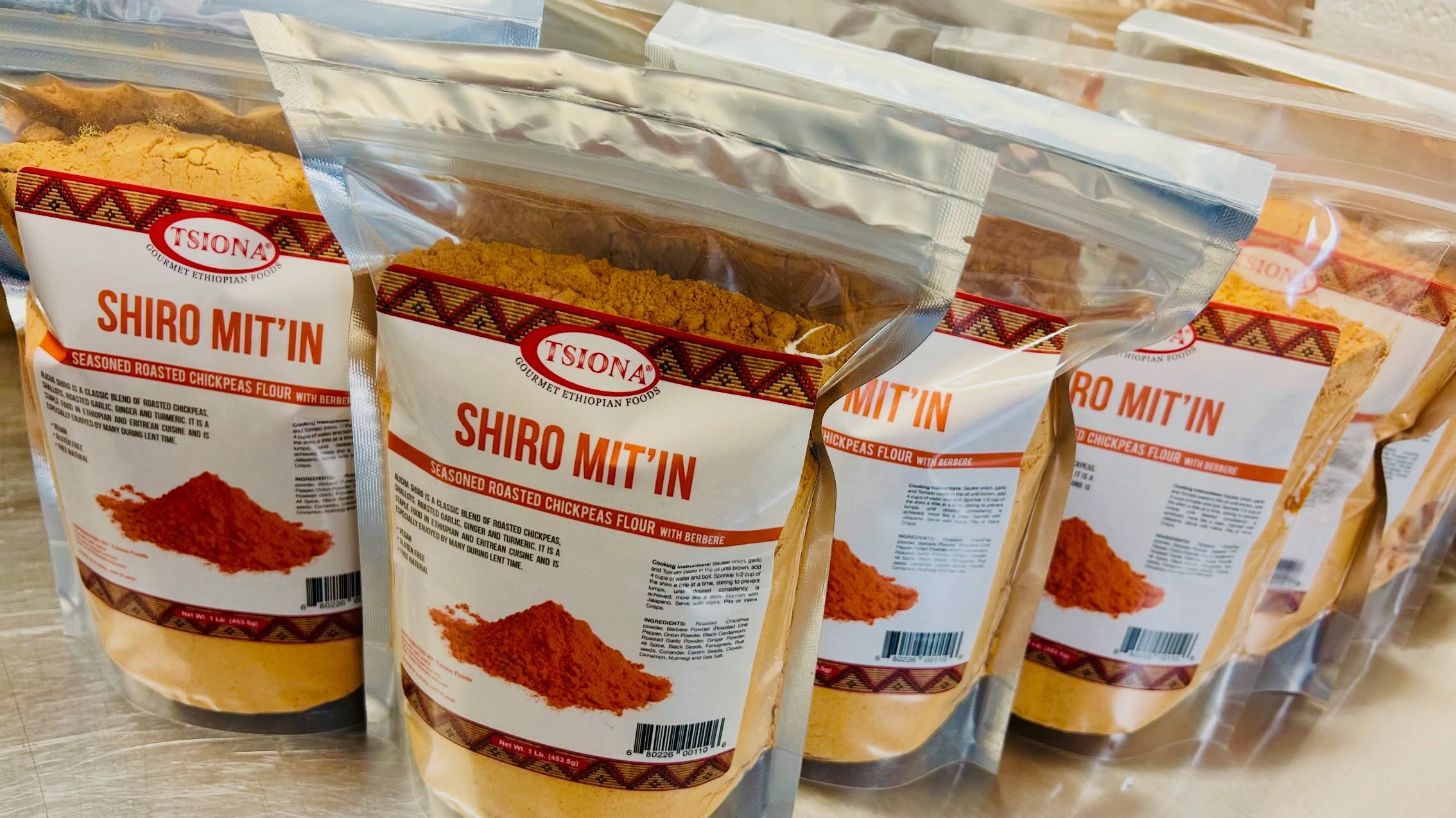 Craving bold, authentic flavor? Meet our @tsionafoods Miti’n Shiro — Ethiopia’s spicy soul in a bowl! 🇪🇹✨
Made with finely ground chickpeas, slow-roasted garlic, and a rich blend of Ethiopian spices, Miti’n Shiro is the ultimate comfort food with a kick. Perfect with injera, Injera crisps or rice for a hearty, satisfying meal.
🌶️ Bold.
🥄 Creamy.
🔥 Spicy.
💯 Authentic.
Taste the tradition — one spoonful at a time.
#MitinShiro #EthiopianFood #TasteEthiopia #ComfortFood tsionafoods tsionafoodsproducts #tsionafoodsshiro