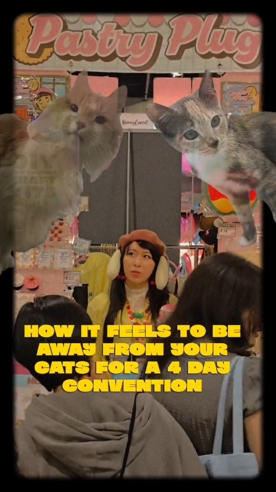 Missing our fur babies while working a 4-day con! 😩😿
So close and yet so far, it's the last hour of @momocon artist alley vendors hall! #momocon