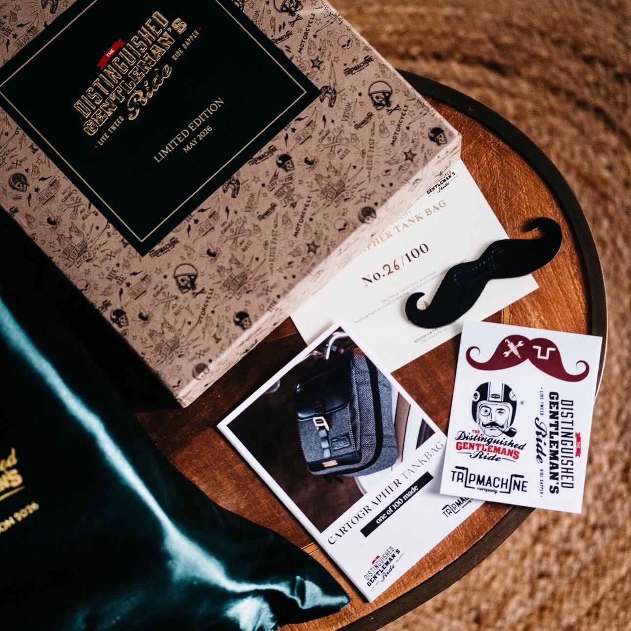 🎩🥸Estamos seguros que te falta este bolso de tanque Tripmachine Edición Limitada Distinguished Gentleman’s Ride, Solo 100 unidades en el mundo y esta puede ser tuya!! ⚡️Motyba Motos Rider´s Garage. ⚡️Siempre Lo Más Exclusivo y especial para ti!! AVENIDA VITACURA 9033 - SANTIAGO - CHILE 🇨🇱
.
.
.
#motybamotos #caferacer #triumph #royalenfield #motorcycle