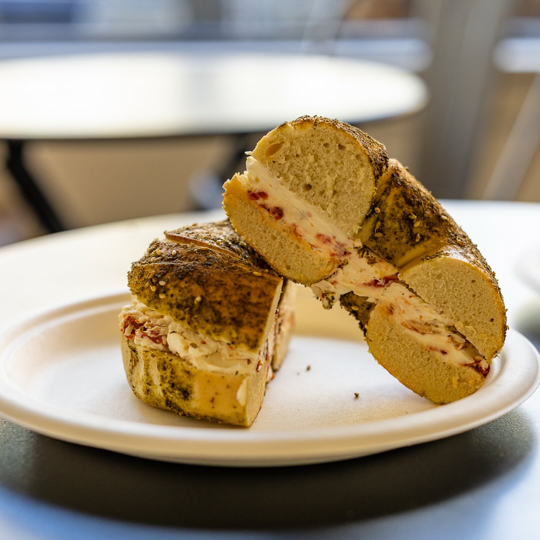 This bagel has flavor even before you choose the spread.
Our zaâatar bagel is baked with that savory, herby coating that makes every bite stand out. Pair it with your go-to cream cheese or try something new from our lineup of flavors. #BagelsOnPark
#bagels #creamcheese #njbagels #nyc