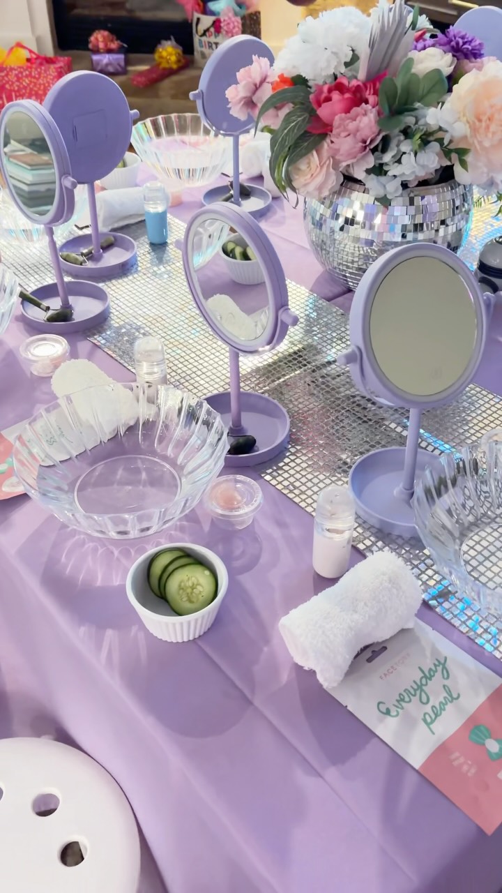 💜Happy 11th birthday Lyncoln 💜
We bring the spa and party to your location 🚘
#lakewaytx #southaustin #drippingspringstx #leandertx #libertyhilltx