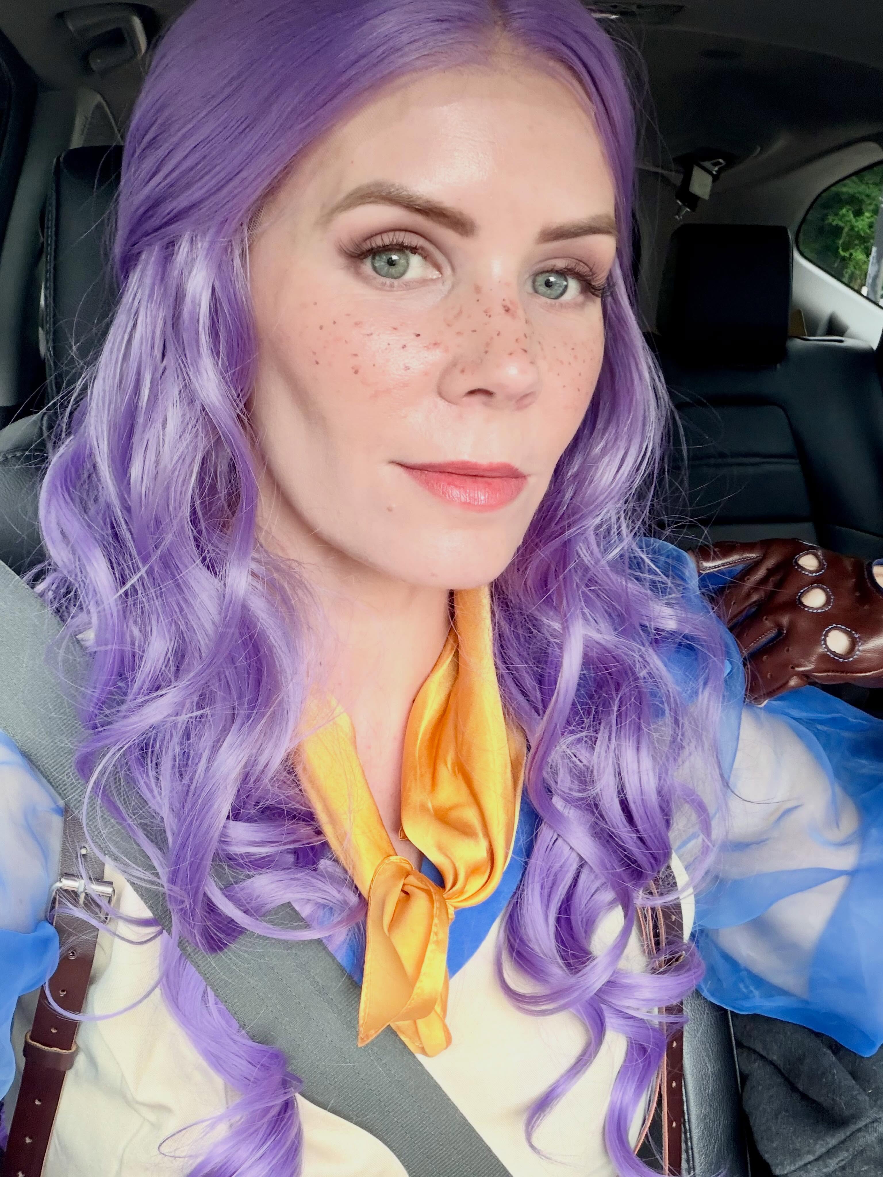 Hello, I do not know how to correctly install a lace front wig, but I’m doing my best Imogen Temult all the same.