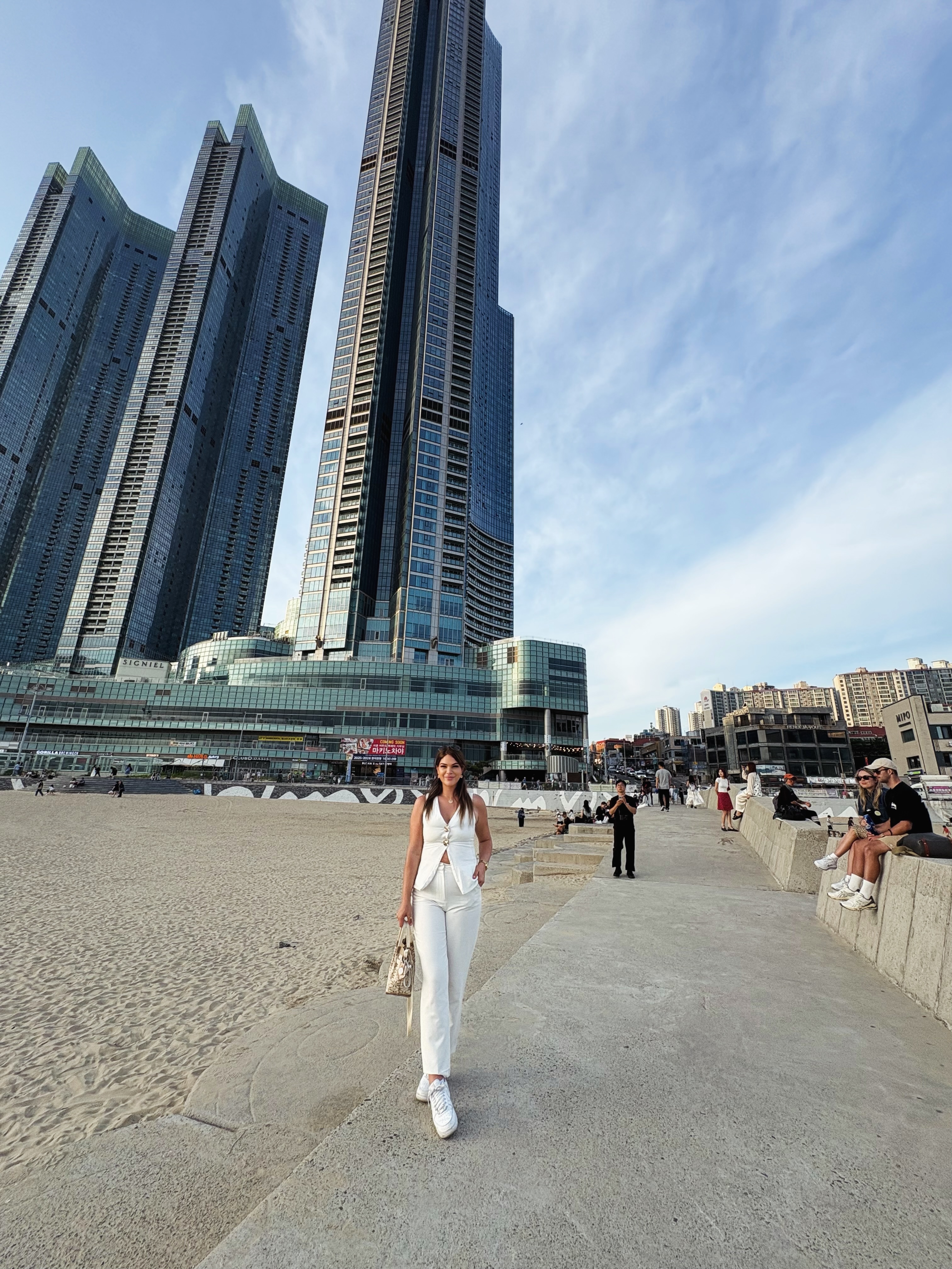 Guess the next addy because I’m a busy bitch. 📍❤️🔥
#travel #busan #southkorea #lifestyle
