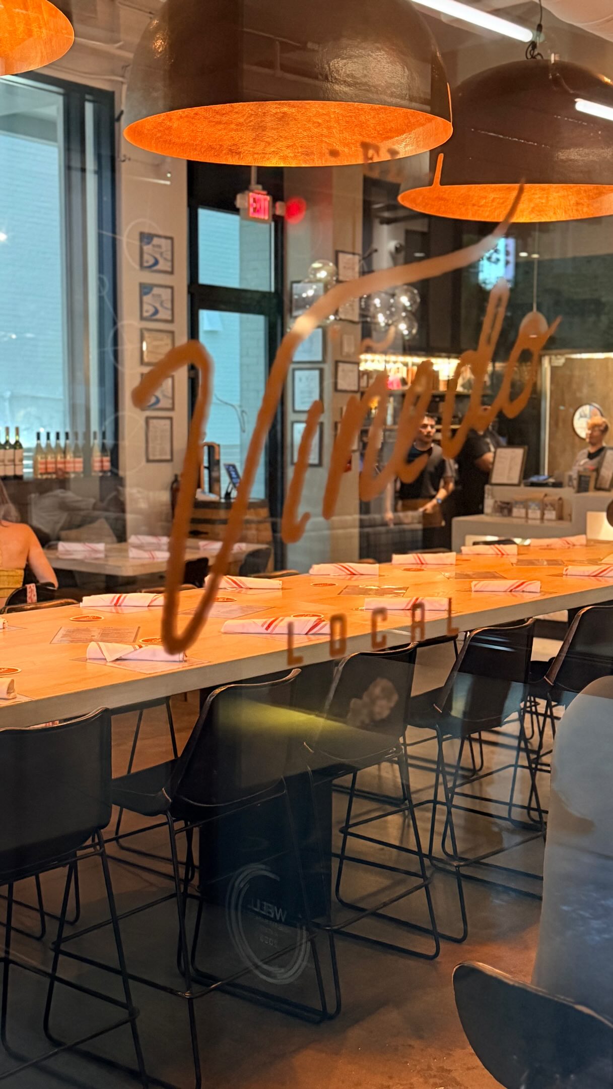 Rain on your BBQ parade? 🌧️🥩 >
Don’t let the weather ruin your Memorial Day plans. We’ve got the ultimate backup plan indoors. Skip the soggy grill and come tap into the VinoBarrel at @elVinedoLocal instead. 🍷✨
Great wine, dry seats, and zero chance of getting rained out. See you soon!
#MemorialDay #ElVinedoLocal #VinoBarrel #AtlantaEats #HolidayWeekend