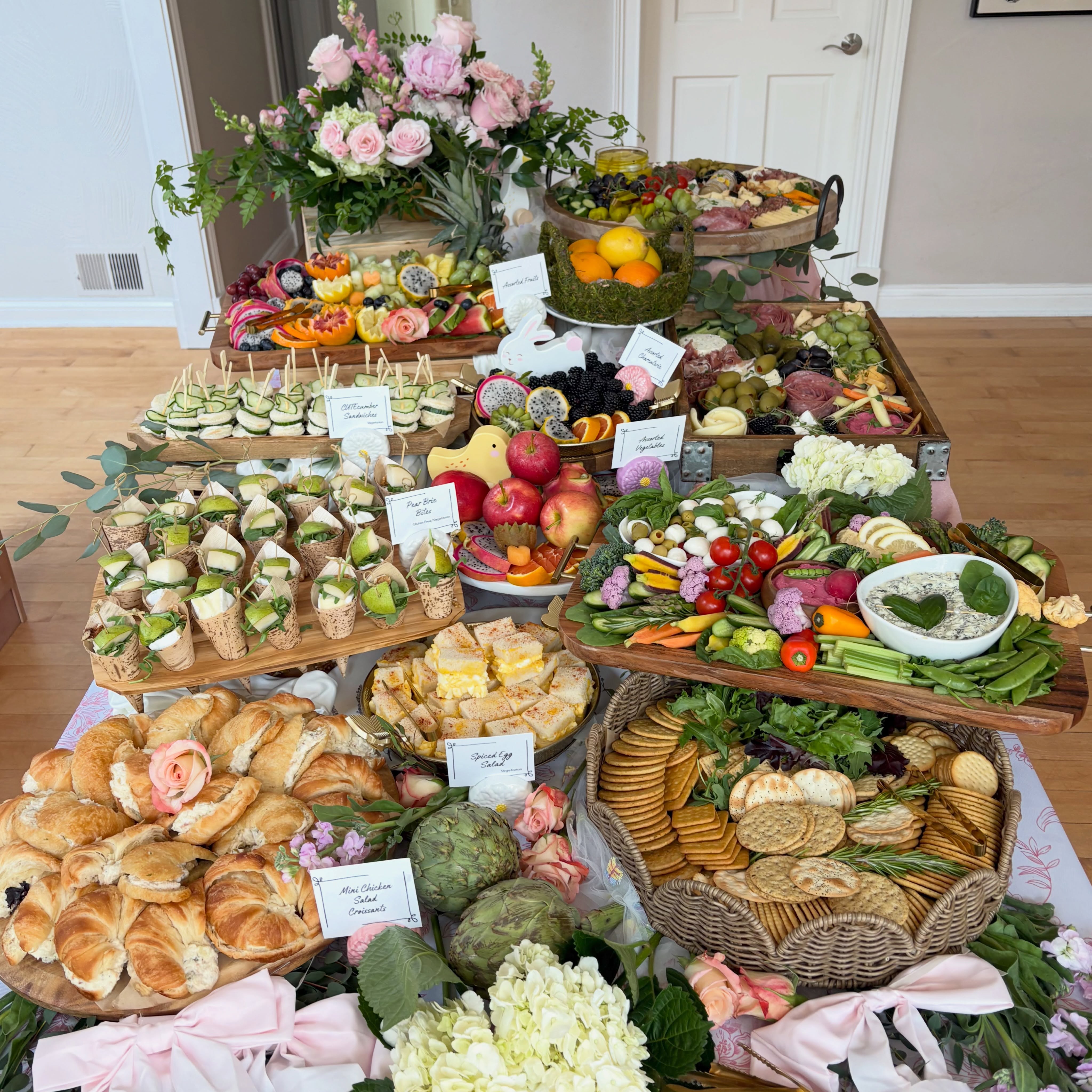 Baby in Bloom BusyButternut Style. ๐ฅฐ๐ This spread was designed to feel soft, abundant, whimsical, and unforgettable - the perfect way to celebrate a little one about to blossom into the world. ๐ Thank you for trusting us with your vision and attention to detail @fmcbotbol. The entire day was truly breathtaking. Spectacular.
Flowers @floralevents_chicago
Cakes @deettasbakery
#naperville #napervillecatering #napervillecaterer #napervillebabyshower #babyinbloom