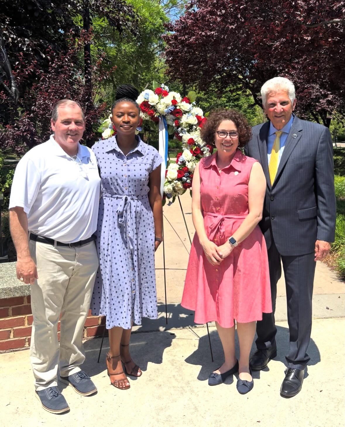 Earlier this week I attended the Memorial Day commemoration hosted by @joedessexcounty. It was a beautiful ceremony attended by many elected officials and County employees.
This Memorial Day weekend we will remember the men and women who died in military service to our country. It is a somber weekend, but also a celebration of their lives, their service, and the democratic freedoms we enjoy because of their sacrifice. When you are at a parade, or a picnic, or a ball game I ask each of us to take a moment of silence to remember these brave American patriots.
#veronanj #essexcountynj