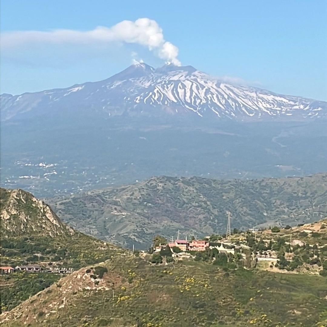 🇮🇹 Love receiving photos from customers while they’re away
How incredible is this view of Mount Etna from their hotel in Sicily? 🌋☀️
This is what I love about travel… those moments when you look out and think, wow, I’m actually here
Sicily really does have something special about it ❤️
📞 07856 872978
📧 nctravel@travel-pa.com
🌐 nctravel.co.uk
#Sicily #MountEtna #NCTravelUK
