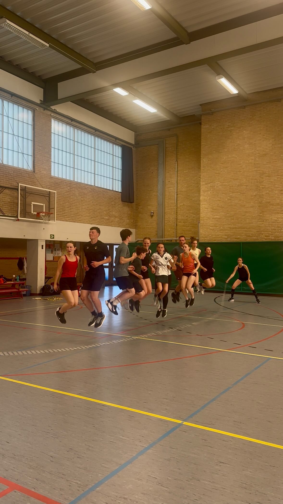 POV: bring your friend to jump rope practice 👫
#cosropeskippers #jumprope #ropeskipping