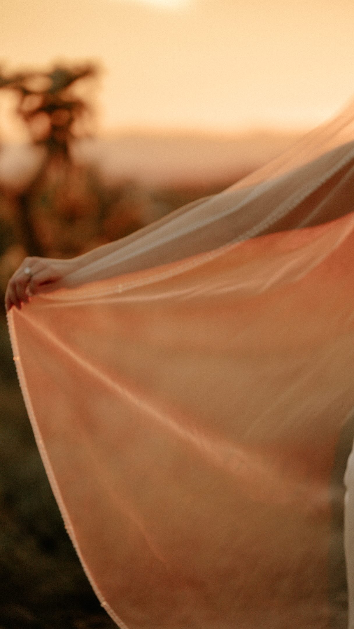 How do you know if eloping is right for you? Here are the most common decision makers I hear from my couples:
🖤Destination
Eloping on your honeymoon?? Heck yes!
🤍Drama
Sometimes family takes plans into their own hands and suddenly your wedding isn’t even about you anymore. Sometimes just ten or less is all you need to celebrate your relationship.
🖤Stress
Planning a wedding can be stressful! If anything it is a huge task list to accomplish over the course of 1-2 years. Not everyone loves doing it, not everyone has dreamt about their wedding since they were 4 and have the plans ready to execute.
🤍Budget
I don’t want to say you should cheap out on your elopement, but let’s be real, it’s a huge perk!
🖤 It feels like us
The most important factor of all! If you’re planning your wedding and keep finding yourself dreaming about what your elopement could look like, if envisioning an adventurous day on a mountain top is coming to you easier than wedding planning, if you can picture clearly what you’d want if you eloped but have no idea what you’d want if you had a wedding, I think you know what you’d need to do!
You deserve to have a day that is stress free drama free within budget in your dream location and feels like you!
#elopementphotography #adventurelopement #destinationelopement #elopementphotographers