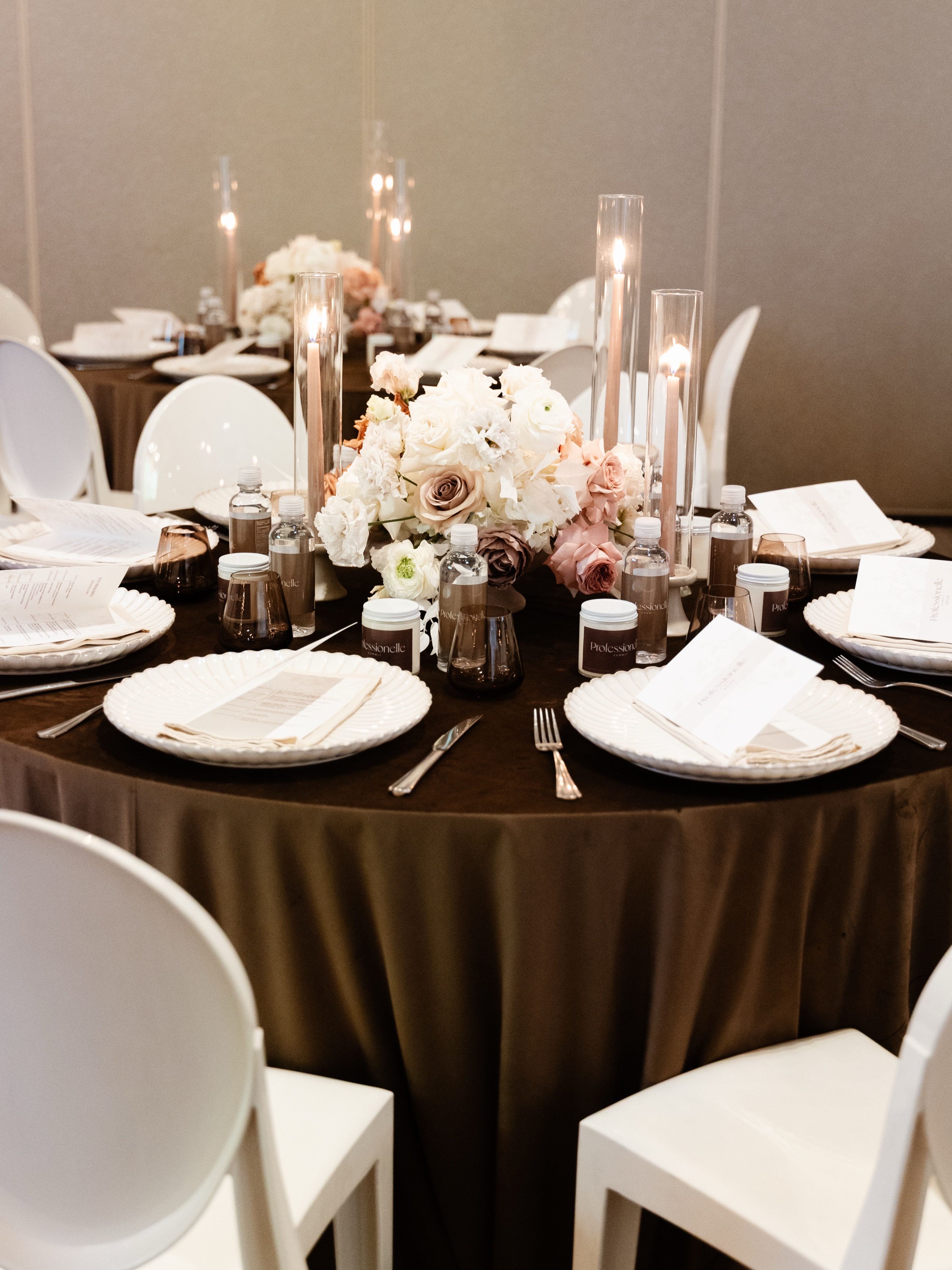 Your Seat Awaits ——— What if the thing you’ve been waiting for wasn’t a strategy, a course, or a sign — but a room full of women who already get it?
Every woman in these photos came looking for something. Most of them found it.
The next one is closer than you think. Drop a 🌹 below and be the first to know.
#ProfessionelleHouse #staytuned #WomenInBusiness #CommunityOverCompetition #thenextroom
