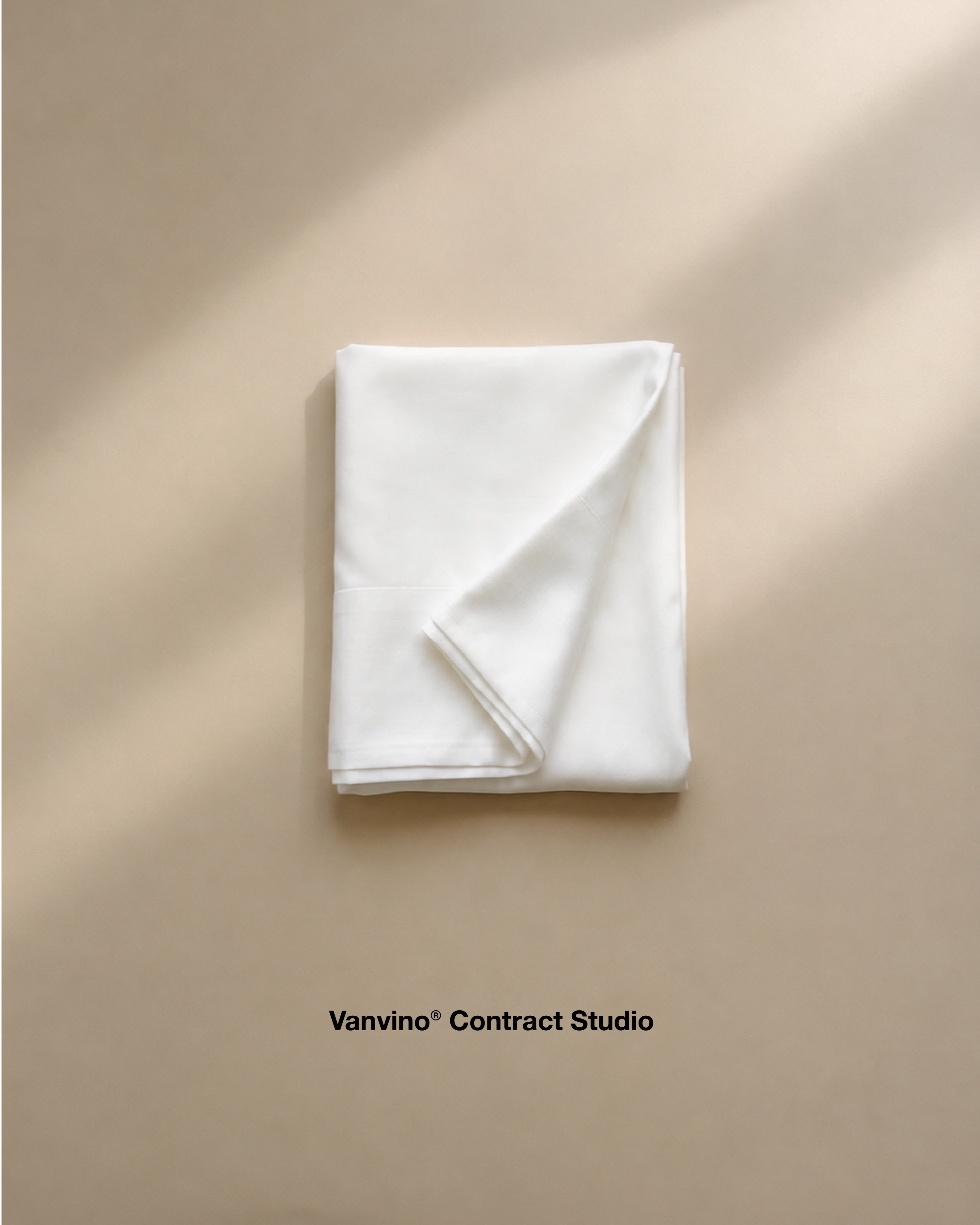 600 TC cotton sateen — bed sheets for refined interiors.
In interior design, bedding is never just bedding. It shapes the atmosphere of the room, the perception of comfort and the way the space is experienced.
Our 600 thread count cotton sateen bed sheets are designed for projects where softness, precision and visual calm matter.
Smooth touch. Natural sheen. Elegant drape.
A quiet foundation for interiors with intention.
Vanvino® Contract Studio
Textiles developed to support interior design projects.
→ Let’s shape your interior design project.
#VanvinoContractStudio #InteriorDesign #RefinedInteriors #CottonSateen #BedSheets #HospitalityDesign #ContractDesign #InteriorTextiles #BespokeInteriors #Interiors