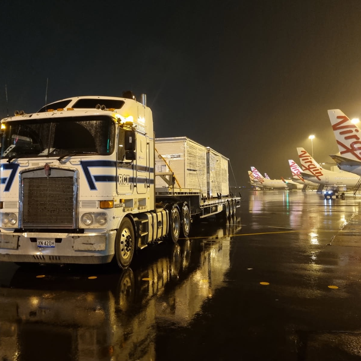 Rain. Nightshift. Restricted access. Airport operations, no worries.
While most people are asleep, our operators are out delivering critical infrastructure safely, professionally and on time.
From flat tops to drop deck extendables, crane trucks to specialised transport solutions, we offer far more than just point A to point B.
✔ Night works
✔ Airport logistics
✔ Oversize transport
✔ Flat tops & extendables
✔ Crane truck solutions
✔ Experienced operators
✔ Compliance-driven transport
The weather doesn’t stop the job getting done.
#ReachCraneTrucks #NightShift #HeavyHaulage #AirportLogistics #CraneTruck #OversizeTransport #FlatTop #DropDeck #ExtendableTrailer #TransportSolutions #RainOrShine #SydneyTransport #Kenworth #TruckLife #Logistics #ConstructionNSW