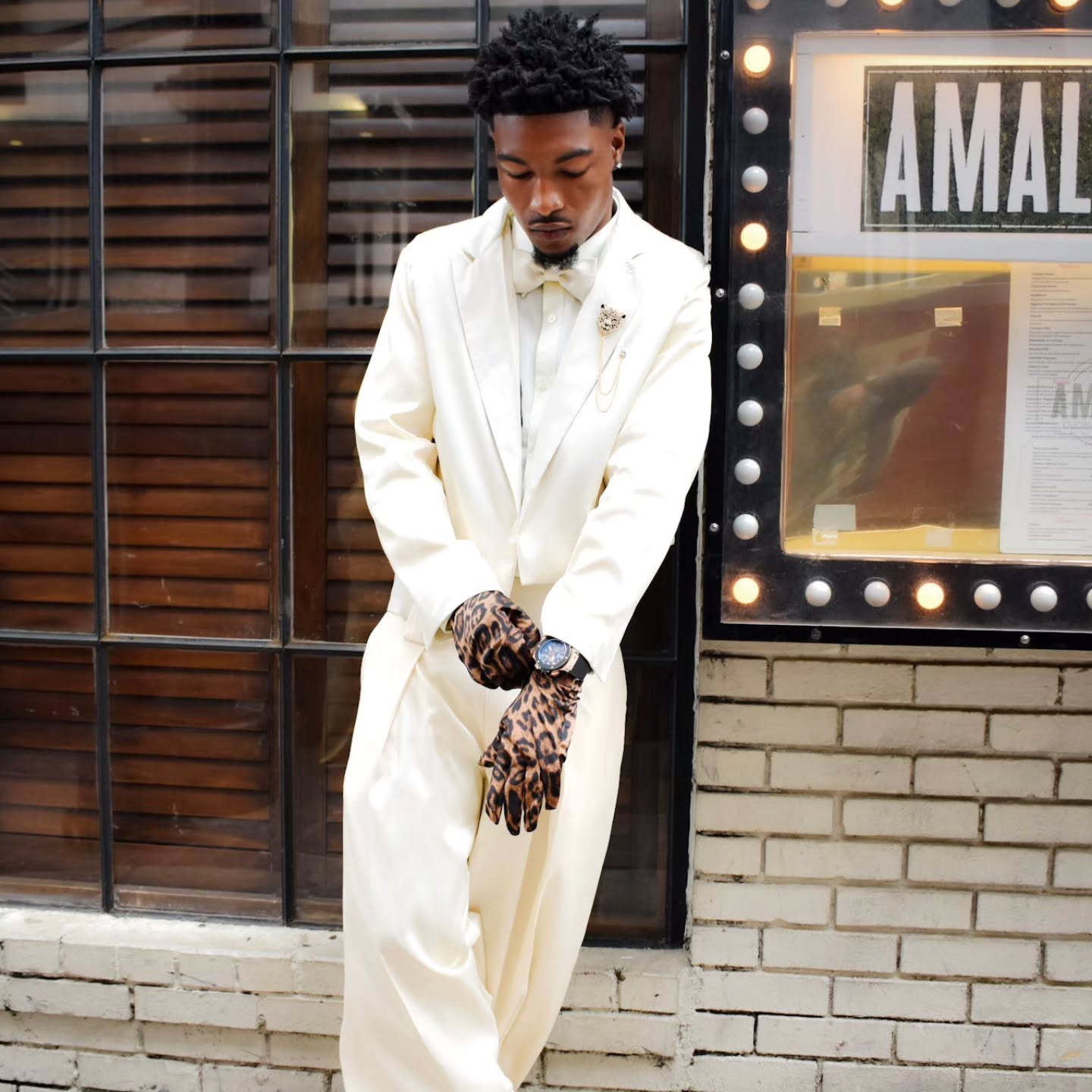 Blvk Etiquette Photo Cam
CTO's expanded Custom Division is giving options after options.
Fellas if you are in need of a custom made tuxedo or suit...just know we got you!
The plan is to prepare for success! -John Wooten
Shop Early & ask for Ronita
www.ctoprom.com
