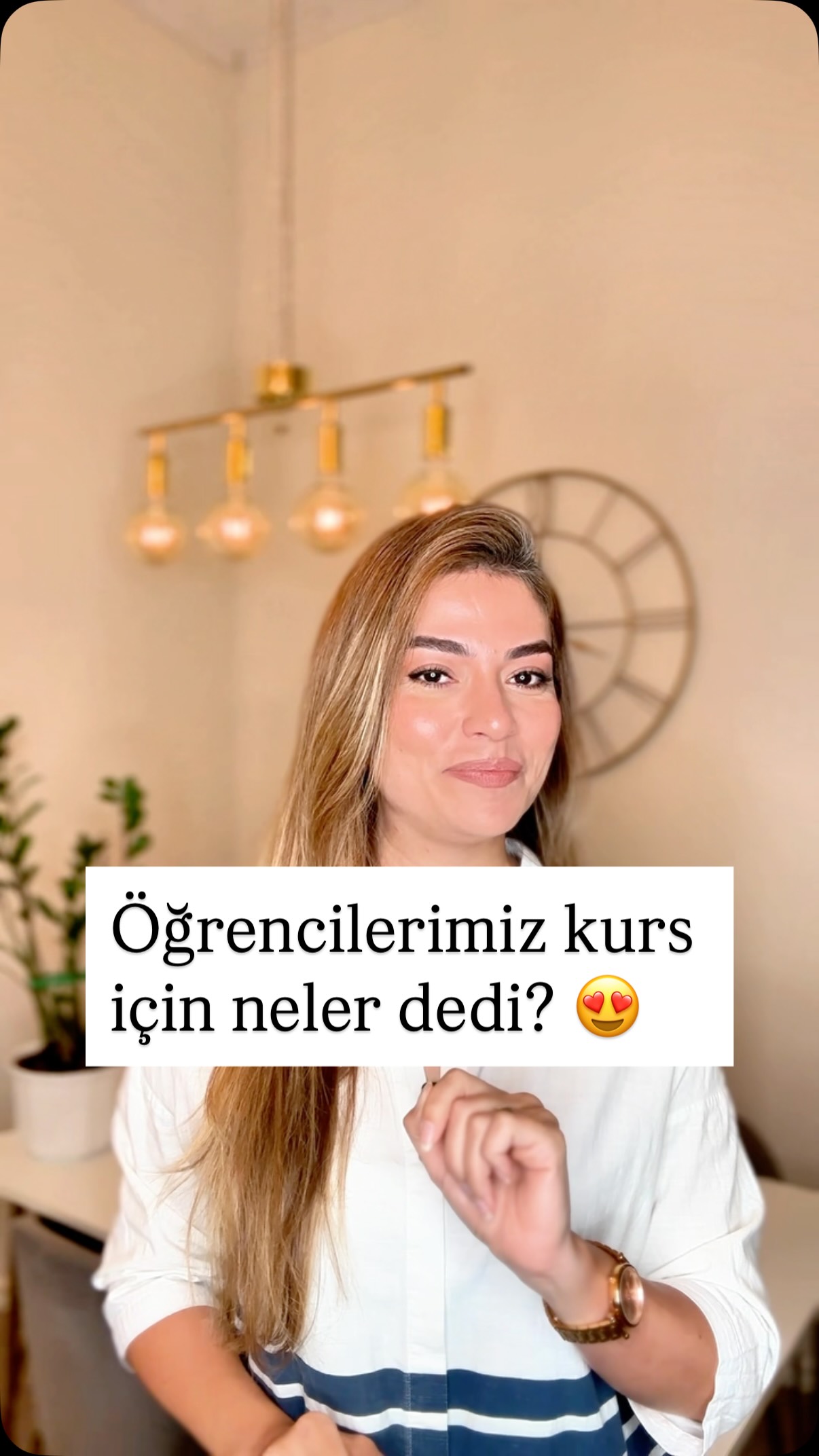 “Keşke yıllar önce başlasaydım…”
Okulumuzda neredeyse tüm öğrencilerimiz kursun sonunda bu cümleyi kuruyor.
🔁 Bu videoda gördüğün öğrenciler de daha önce senin gibilerdi. Bugün, İngilizce konuşuyorlar. Akıcı, özgüvenli ve keyifle! (İngilizce konuşmalarını öne çıkanlarda “konuşturan kurs” ve “öğrencilerimiz” başlıklarında izleyebilirsin)
📌 Lokum English Akademi, sadece gramer öğretmek değil, konuşturmak için tasarlanmış bir sistem.
⚡️Ve bu sistem, yılda sadece 4 kez yeni öğrenci kabul ediyor.
⏳ Yaza özel indirim hala aktif, ama sınıflar neredeyse doldu. Özellikle A2 ve B1 sınıflarımızda birer kişilik yer kaldı!
📩 Yorumlarda “bilgi” yaz, sana uygun sınıfı birlikte bulalım.
Sonra değil, şimdi yaz! Çünkü İngilizce konuşanlar, ertelemeyenler arasından çıkıyor. 🚀
👇 Aklında soru varsa yoruma bırak, cevaplıyorum.
#ingilizcekursu
#ingilizceöğreniyorum
#konuşaraköğren
#ingilizcekonuşmak