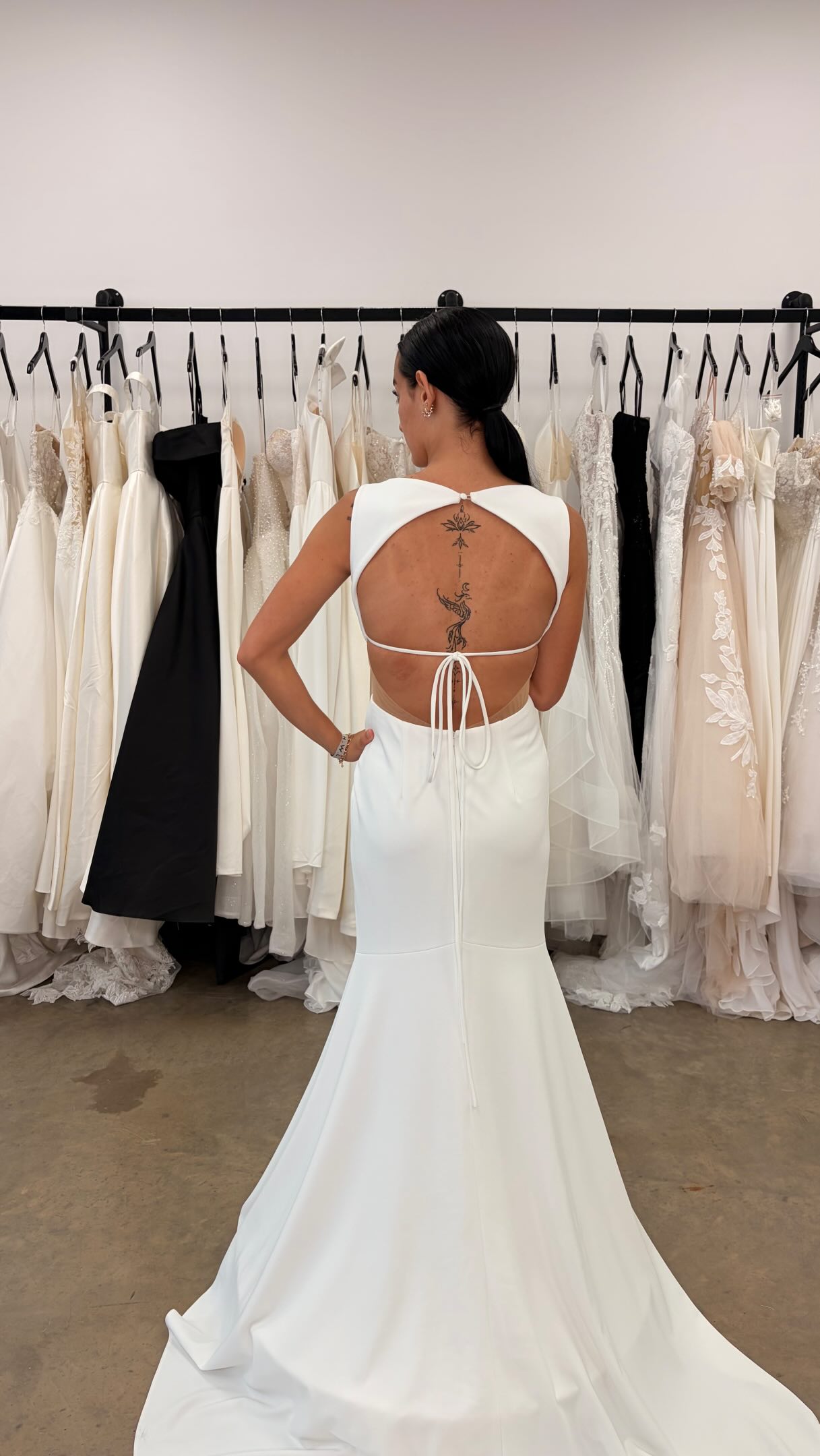 Tell us how we did in the comments! 👇💕
.
Which style is your favorite? And which has THE BEST back?
.
Book your appointment today by clicking the link in our bio 🔗