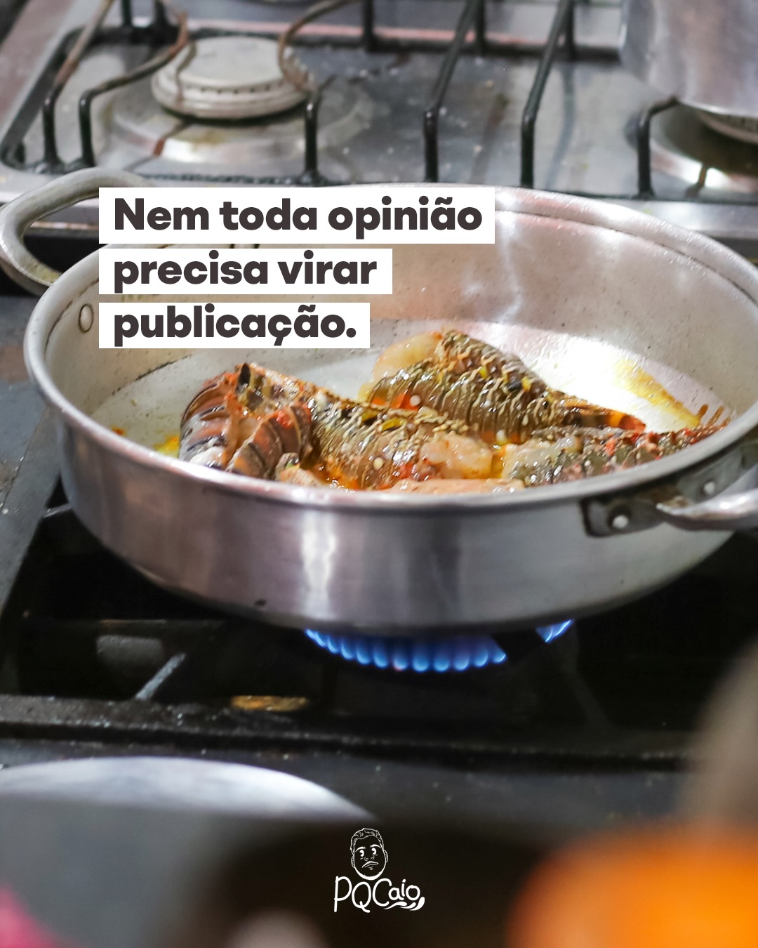 A internet deu voz para muita gente. Mas junto com a voz, vem a responsabilidade.
Nem toda pauta precisa ser usada para gerar engajamento. Às vezes, uma simples publicação da sua rotina, do seu treino, da sua evolução, da sua receita ou do seu processo pode incentivar muito mais do que um vídeo cheio de julgamentos.
Precisamos de mais gente querendo contribuir. ❤️🔥
👉 Eiii, esse final de semana tem @festivalterraemar, viu!?!?! Cuidaa!
📸 @andrenascimenttu