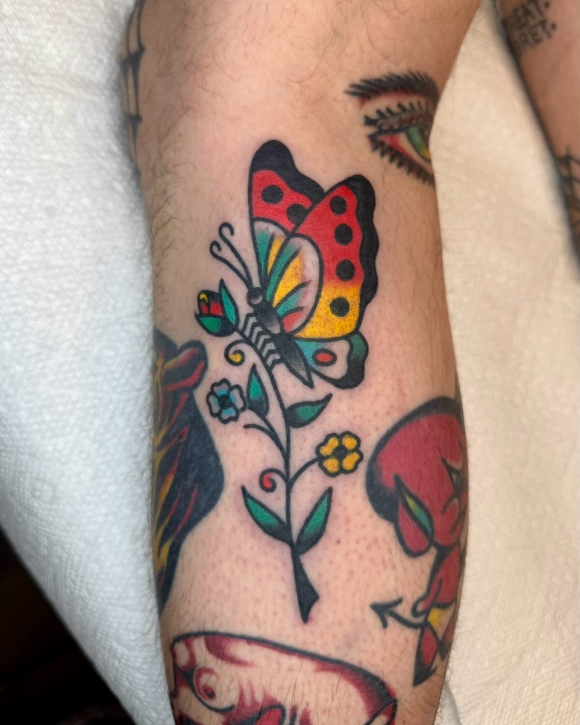 Filling in the gaps on the boi @ff37_s 😛 Have a few spots available in June DM me 4 tat2