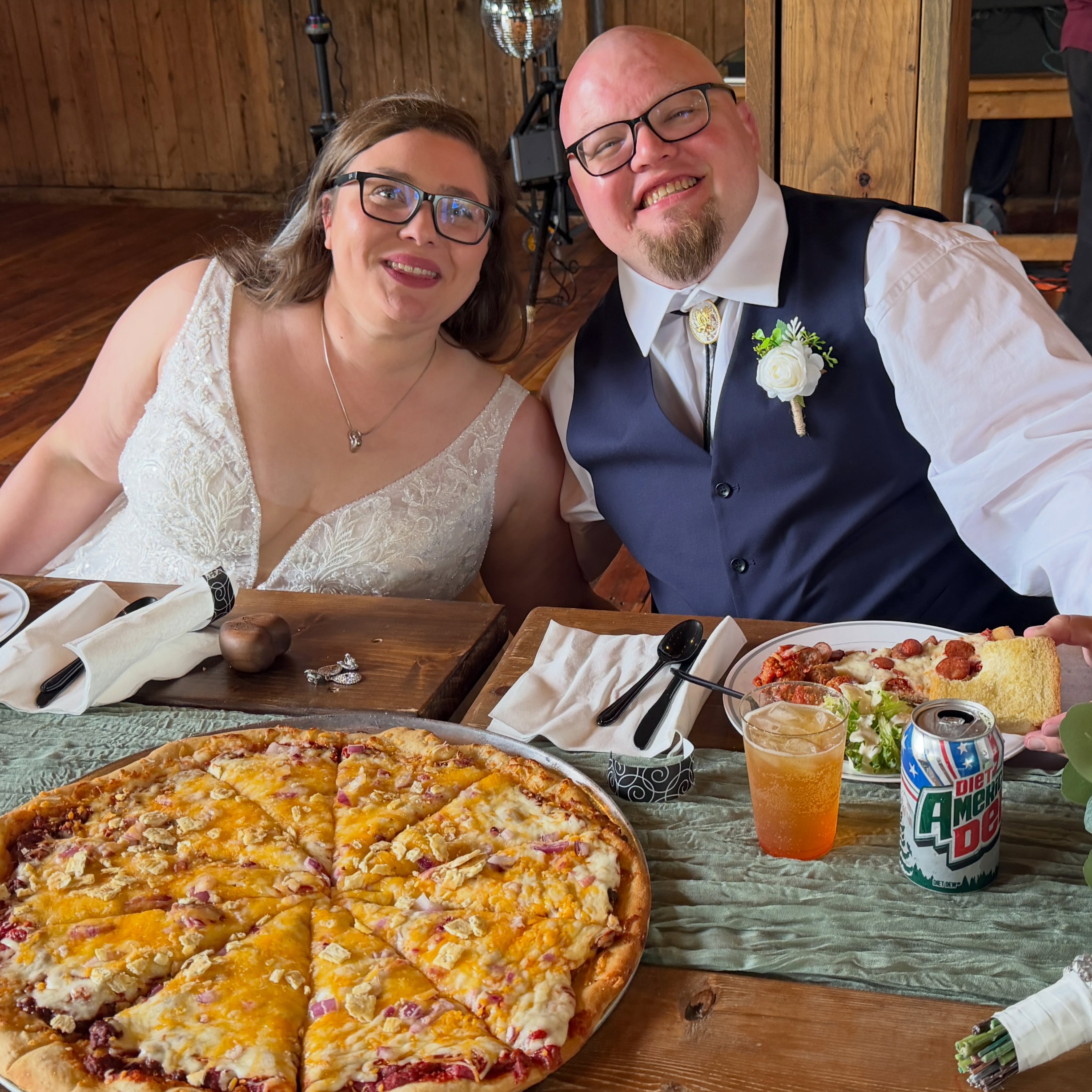 Congratulations to the Zachows! Thank you for letting Street-Za be part of your wedding celebration at The Barn at Sandy Knoll. We loved serving up pizza for your big day and hope every slice added a little extra joy to the party.
Wishing you both a lifetime of love, laughter, and plenty of pizza nights together.
#StreetZa #StreetZaPizza #TheBarnAtSandyKnoll #WeddingPizza #WisconsinWedding