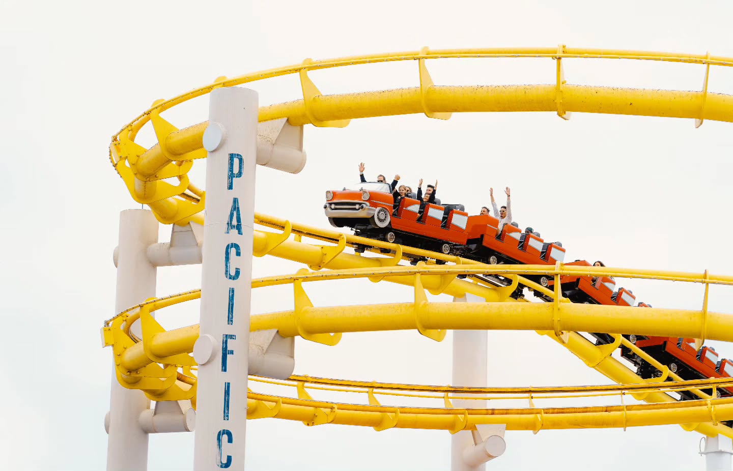 Weeeeeeeeeeee! π’π
That's what I'd be hollering way up there! π
(2026-05-15)
#california #santamonicapier #rollercoaster #californialove #californiadreaming