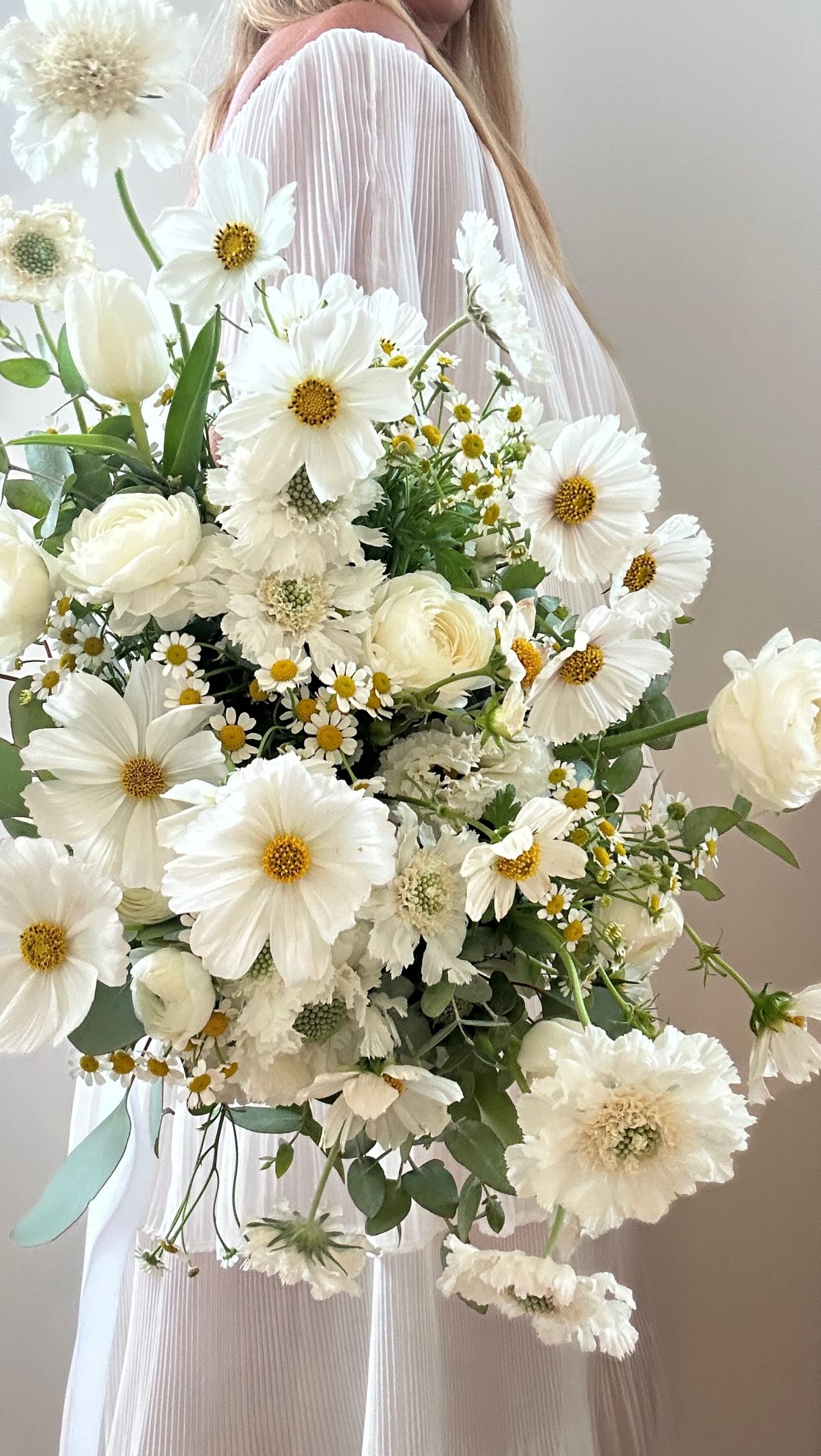 Wedding tip nobody talks about: June, July & August are elite for getting your supplier quotes sorted 🤍