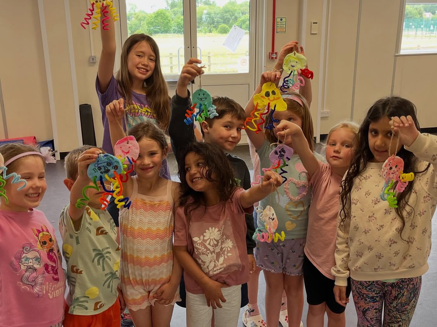 What a wonderful day! So many creative and interesting crafts made, the most fun yoga flow created with an ocean theme, and lots of time to explore our imagination.
Thank you, as always, for a wonderful workshop - they bring so much joy 🧘♀️🎨