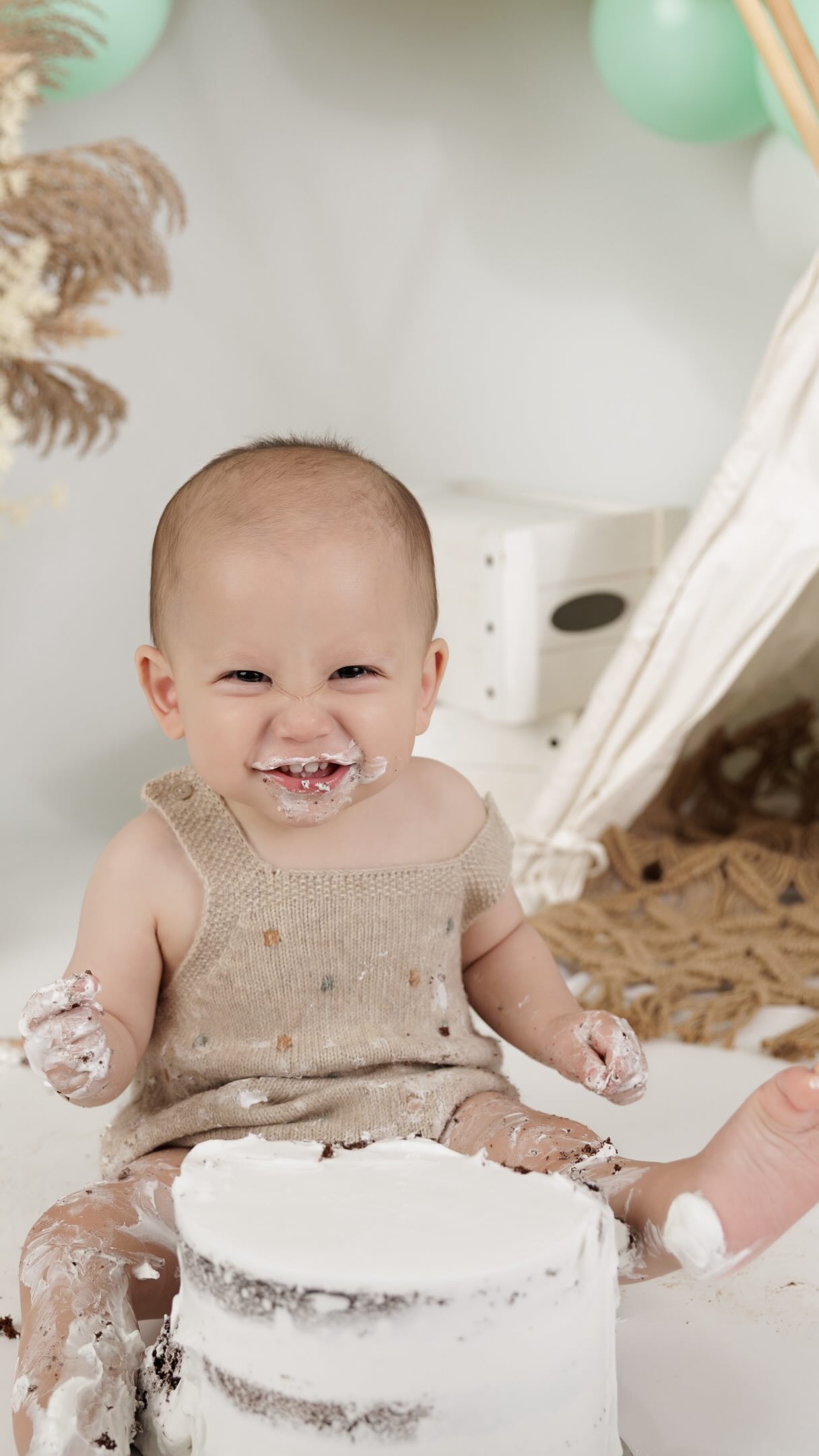 One whole year of smiles, and messy fingers & so much love 🥰
Cake Smash sessions will forever be a favourite of mine to capture ✨
#cakesmashsydney #firstbirthday #sydneyphotographer #cakesmashphotographer #babyphotography