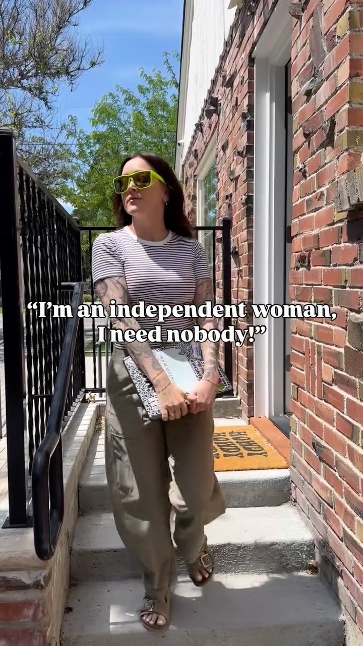 Behind every booked, busy, independent woman is a Gabby with the calendar, the snacks, the reminders, and the “we need to leave in 10” look. 😂✨
Tag your Gabby in the comments below!
#getsocialwithcait #letsgetsocial #assistantlife #ceo #businessowner