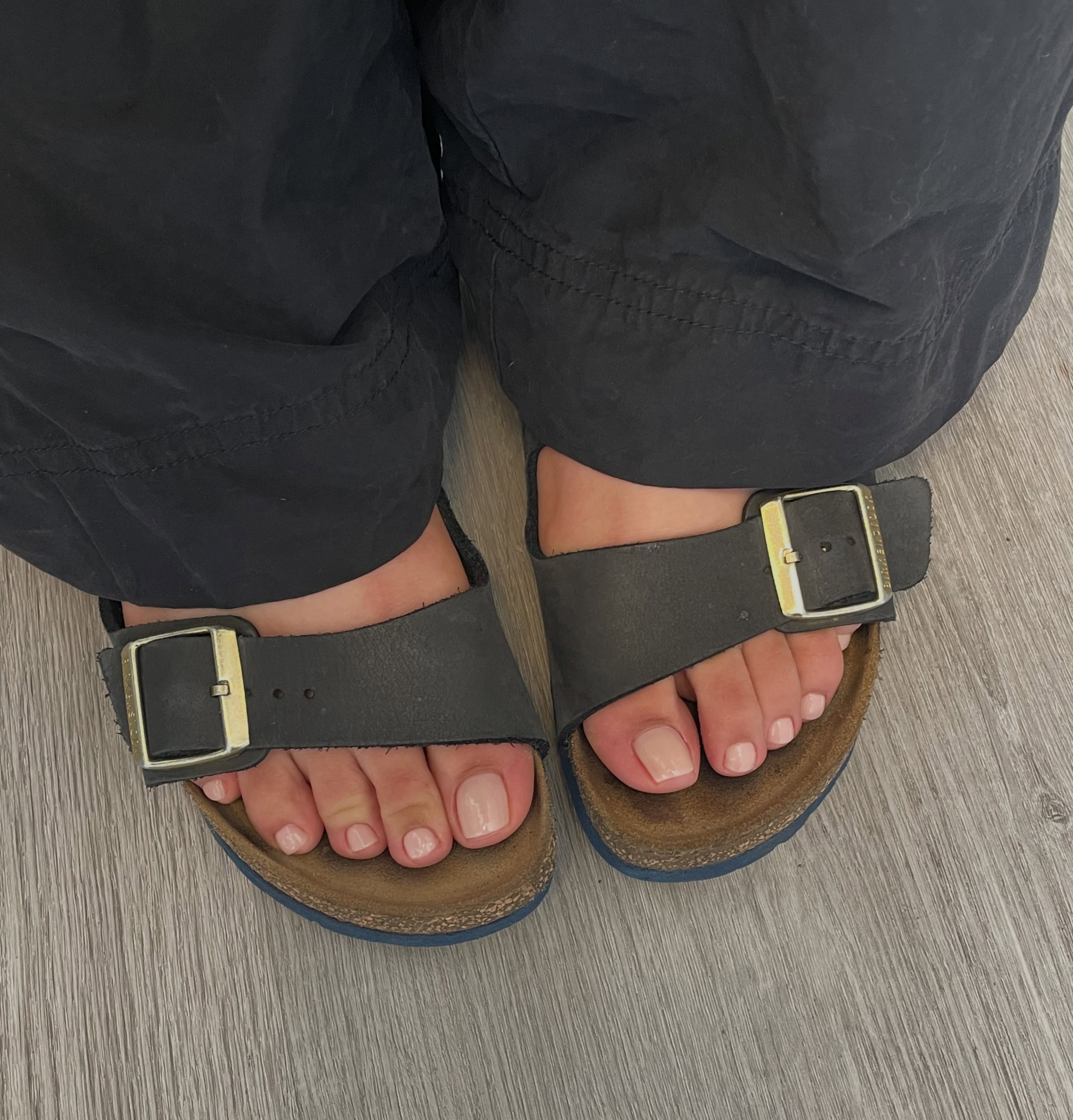 Here’s your reminder to book your pedicure appointment!
📍Berkeley, CA
🔗book now button | www.jessicurednails.com
📲415.525.5561
📧 info@jessicurednails.com
#jessicurednails #berkeleyca #berkeleynails #drypedicure #waterlesspedicure