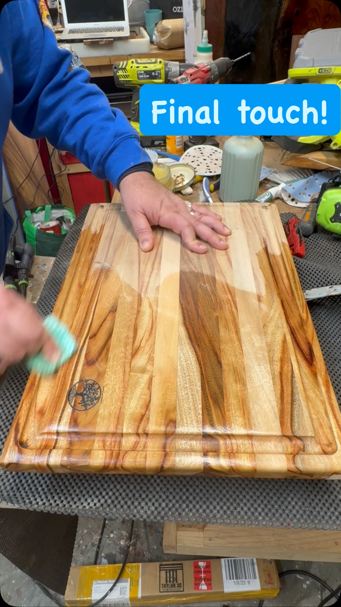 Love the last stage. Covering the board with this board butter I have made myself. Few days to cure then out to its new owner! #makersgonnamake #woodworkingcommunity #bespoke #wax #handmade