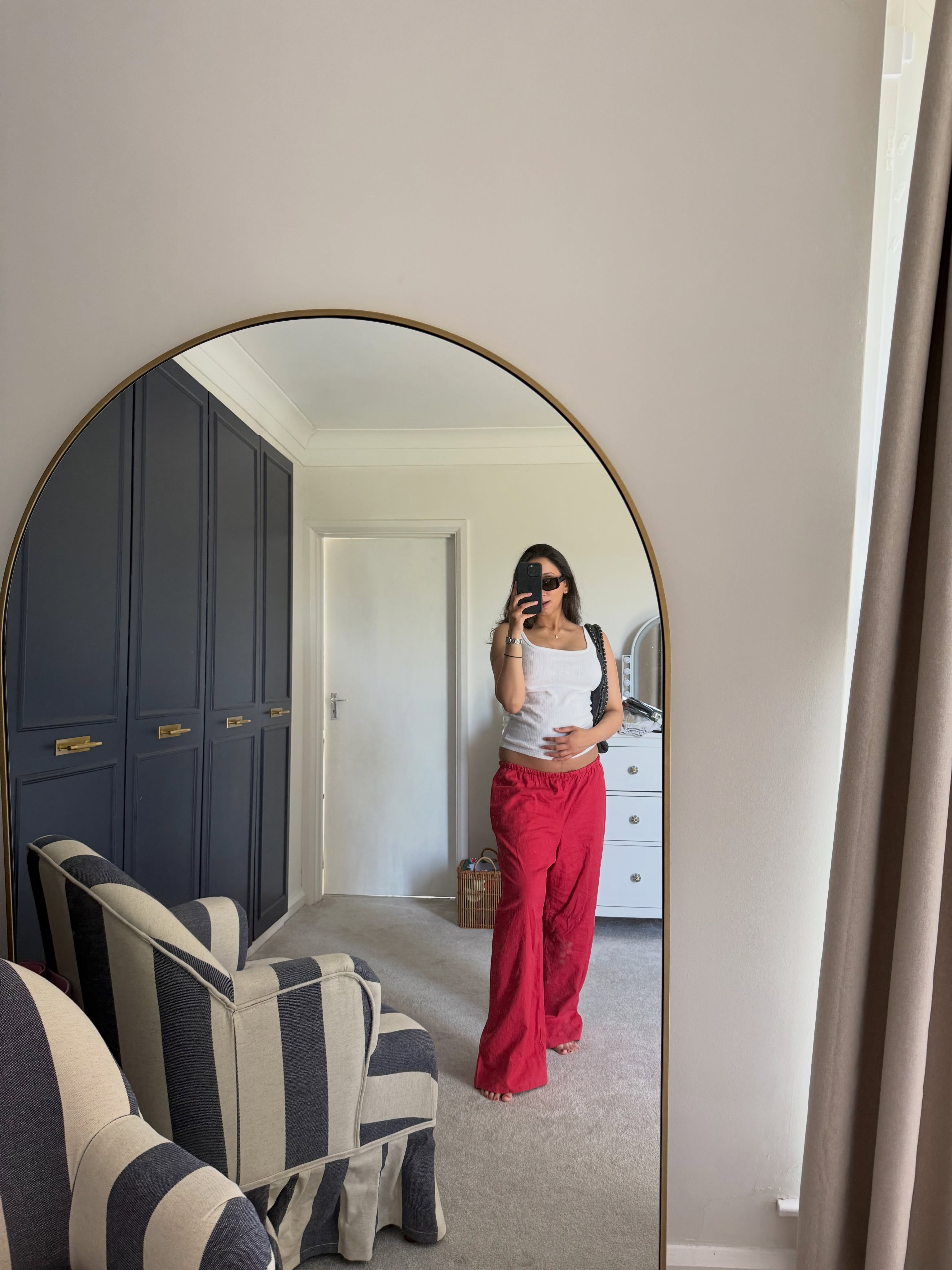The day John Cleese met me.
Styling looks a little different these days. I live in these red pants, as seen styled in a post before. More red trouser pics coming soon.
sparkling juice > champagne