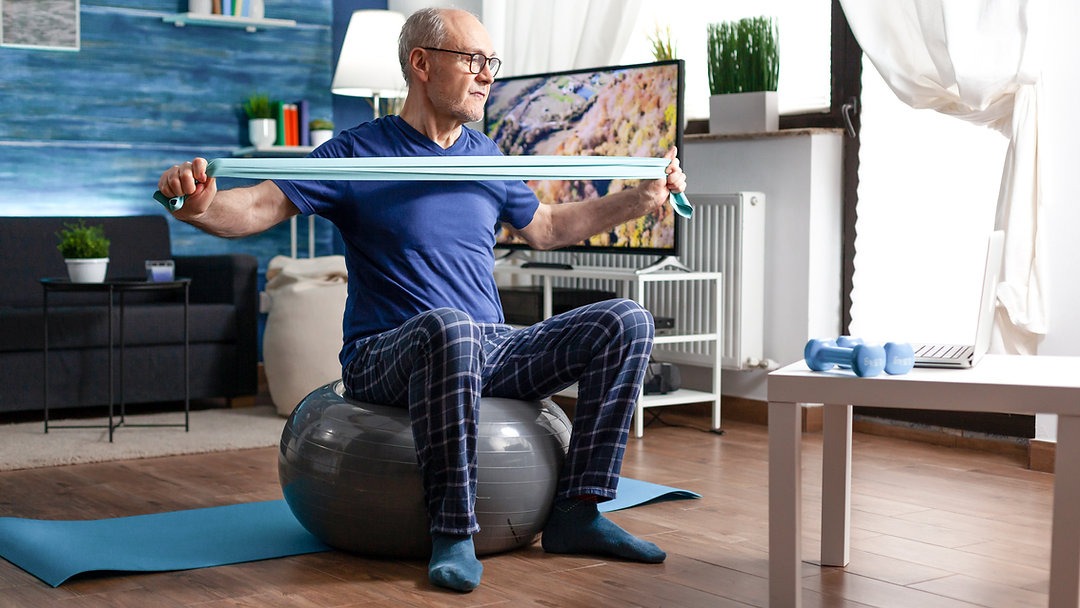 Exercise Priming in Cancer Therapy — discover why exercise isn’t just rehab, but a tool you can time around treatment to support outcomes. Read the full post via the Link in Bio
Thanks to @cancer_fitness_coach for the link to this article 🙌🏼🙌🏼🙌🏼
#Exerciseoncology #CancerSupport #Oncology #ExerciseMedicine #HealthTips #Prostatecancer #Breastcancer