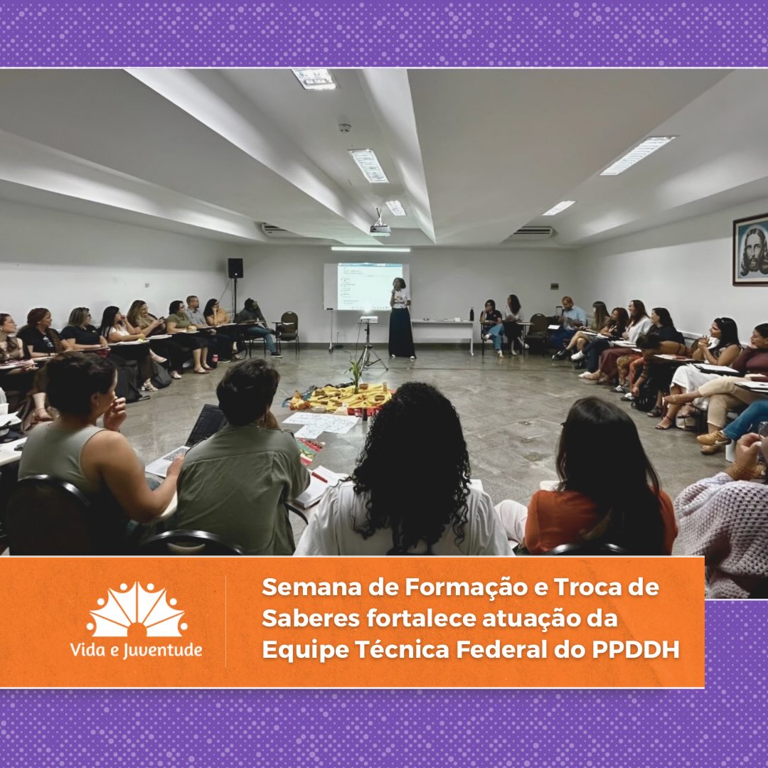 📚Entre os dias 11 e 15 de maio de 2026, o Vida e Juventude realizou a Semana de Formação e Troca de Saberes da Equipe Técnica Federal do Programa de Proteção aos Defensores e Defensoras de Direitos Humanos, Comunicadores e Ambientalistas (ETF/PPDDH), em formato híbrido, com etapa presencial em Brasília (DF), reunindo profissionais que atuam na execução da política de proteção em âmbito federal.
A programação foi voltada ao fortalecimento das práticas operacionais e técnicas desenvolvidas pelas equipes. Ao longo da semana, foram realizados momentos de formação, alinhamento de fluxos e procedimentos técnicos, troca de experiências e debates sobre os desafios cotidianos da proteção de defensoras e defensores de direitos humanos.
🔗 Quer saber mais? Acesse a matéria completa em nosso site. Link na bio!
#vidaejuventude #PPDDH #direitoshumanos