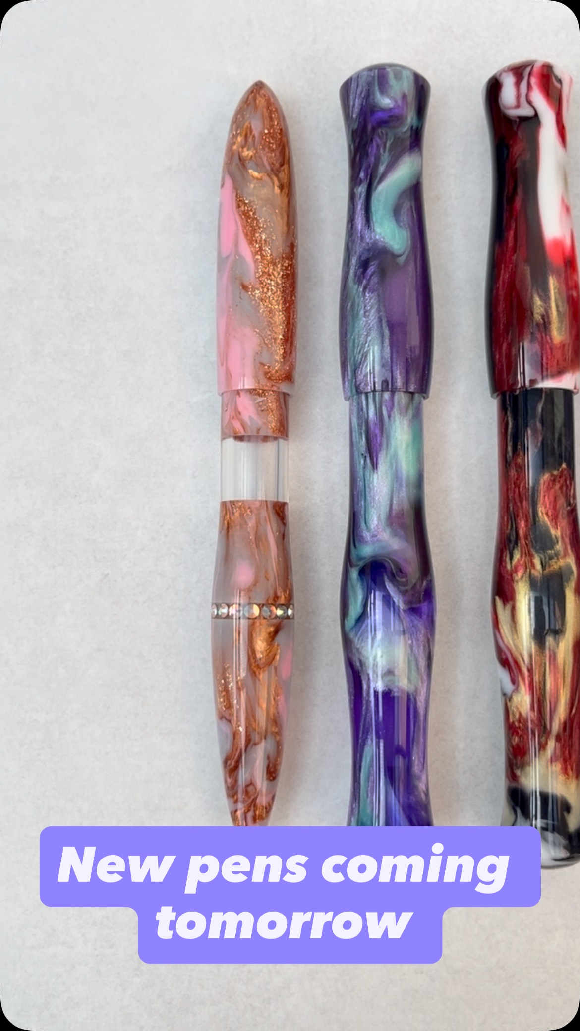 Another clutch of beautiful new pens hitting the website tomorrow night at 8pm (UK Time)
Mostly chunkier models this week with some ink windows and Swarovski crystals thrown in for a bit of excitement!
Which one is your favourite?
#blackrobinpens #penmaking #fountainpencommunity #fountainpencollector #pensforsale