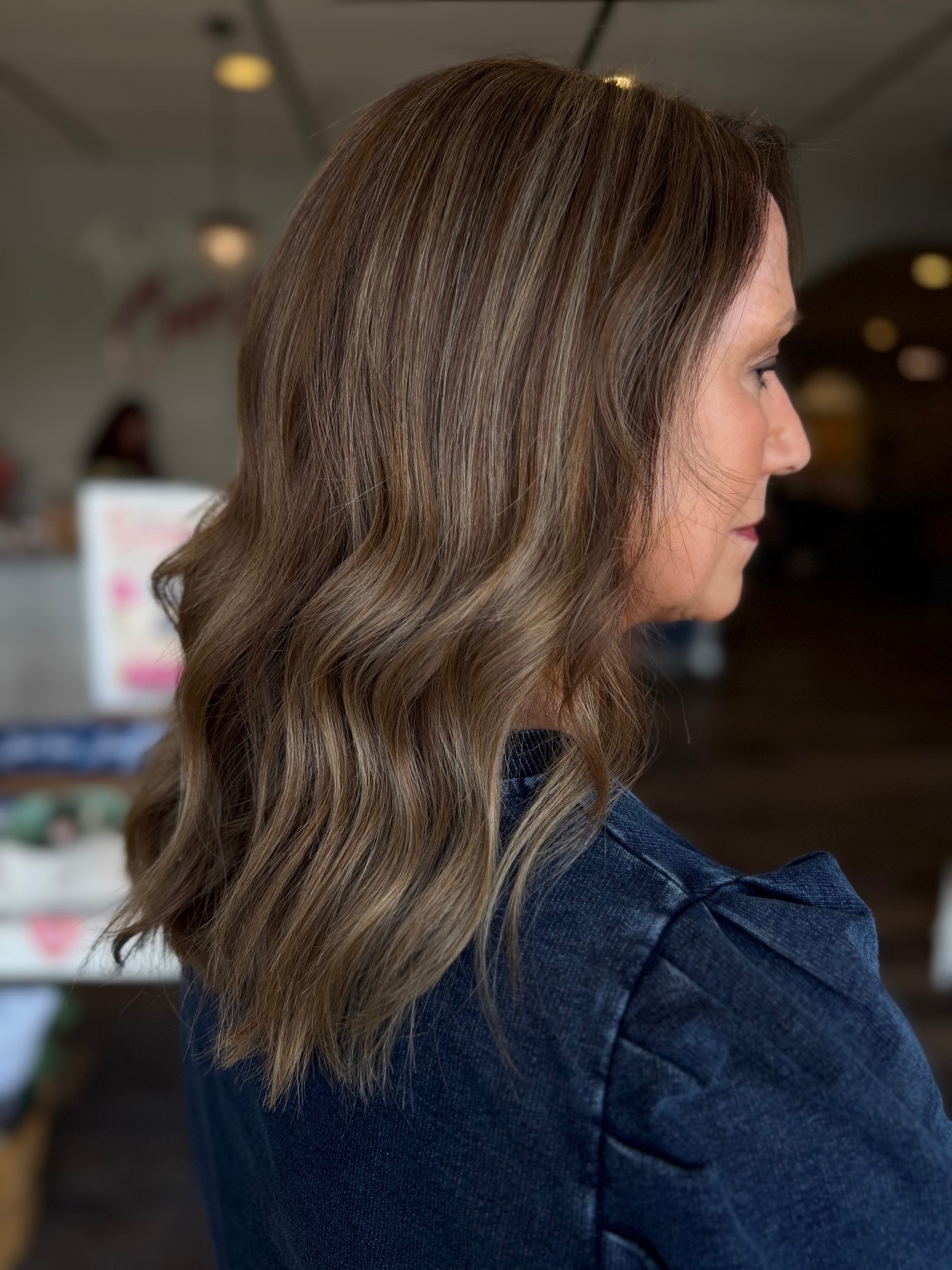 Rich brunette tones + soft dimension = chef’s kiss 🤎✨
We are loving lived-in brunettes right now because they give that effortless, expensive-looking hair vibe while still feeling soft, natural, and wearable.
Dimensional brunettes are perfect if you want:
✨ Low-maintenance color
✨ Shine and movement
✨ A softer grow out
✨ Richness without feeling too dark
This color is proof that brunette hair never has to feel flat. 🤍
Thinking about refreshing your color for summer? Our team would love to create a custom look designed just for YOU.
#BrunetteHair #FortWayneHairSalon #PinUpCurls #LivedInColor #DimensionalBrunette #HairSalonFortWayne #BalayageFortWayne #BeautyFeelsBetterHere #FortWayneIndiana #HealthyHair #MeetYourCurl