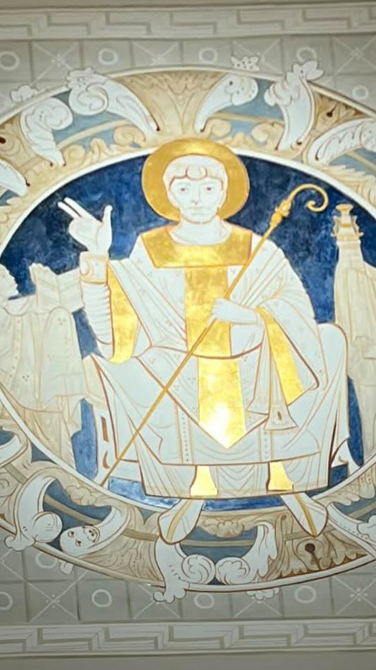 Inauguration des nouvelles salles de la paroisse @paroissesaintgermaindespres de l’église Saint-Germain-des-Prés. À l’occasion de la fête de son patron, la paroisse a dévoilé ce 28 mai les nouvelles salles qui ont été rénovées. Le maître d’ouvrage, l’Association Diocésaine de Paris a fait appel à l’architecte du patrimoine Baptiste Fizelier @fizelierbaptiste pour repenser les locaux et à l’Atelier Hugues Losfeld pour les décors muraux avec saint Germain en majesté.
#peintreendecor #restaurationdupatrimoine #mairiedu6eme #saintgermaindespres #saintgermaindeparis