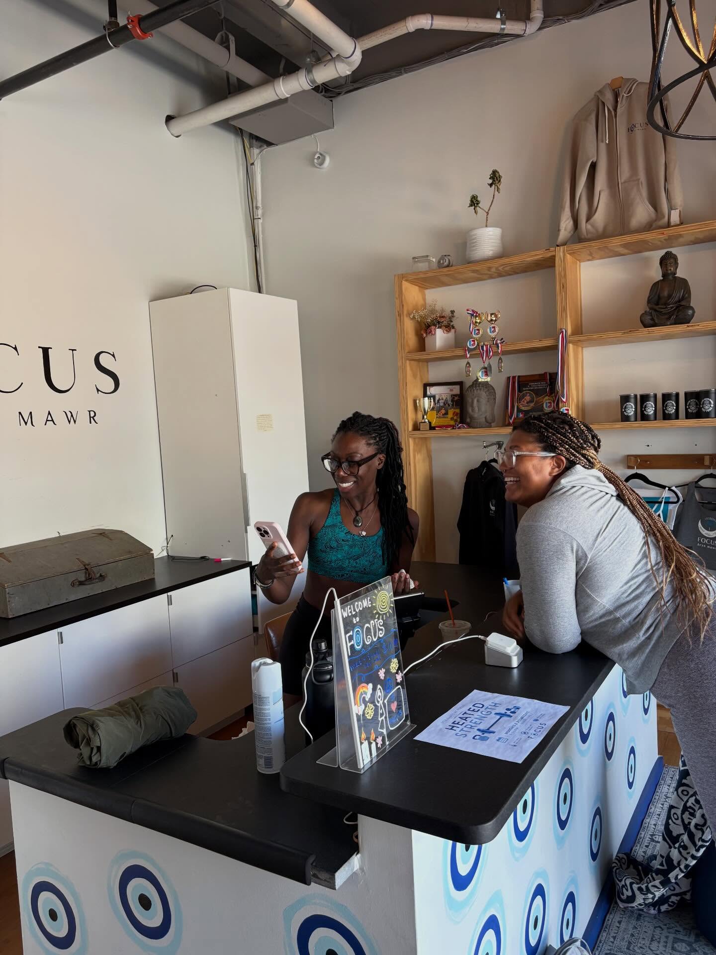 Best friends at Focus 🥰🥰 Happy Saturday y’all !! #almostjune #focusyoga #bestfriends