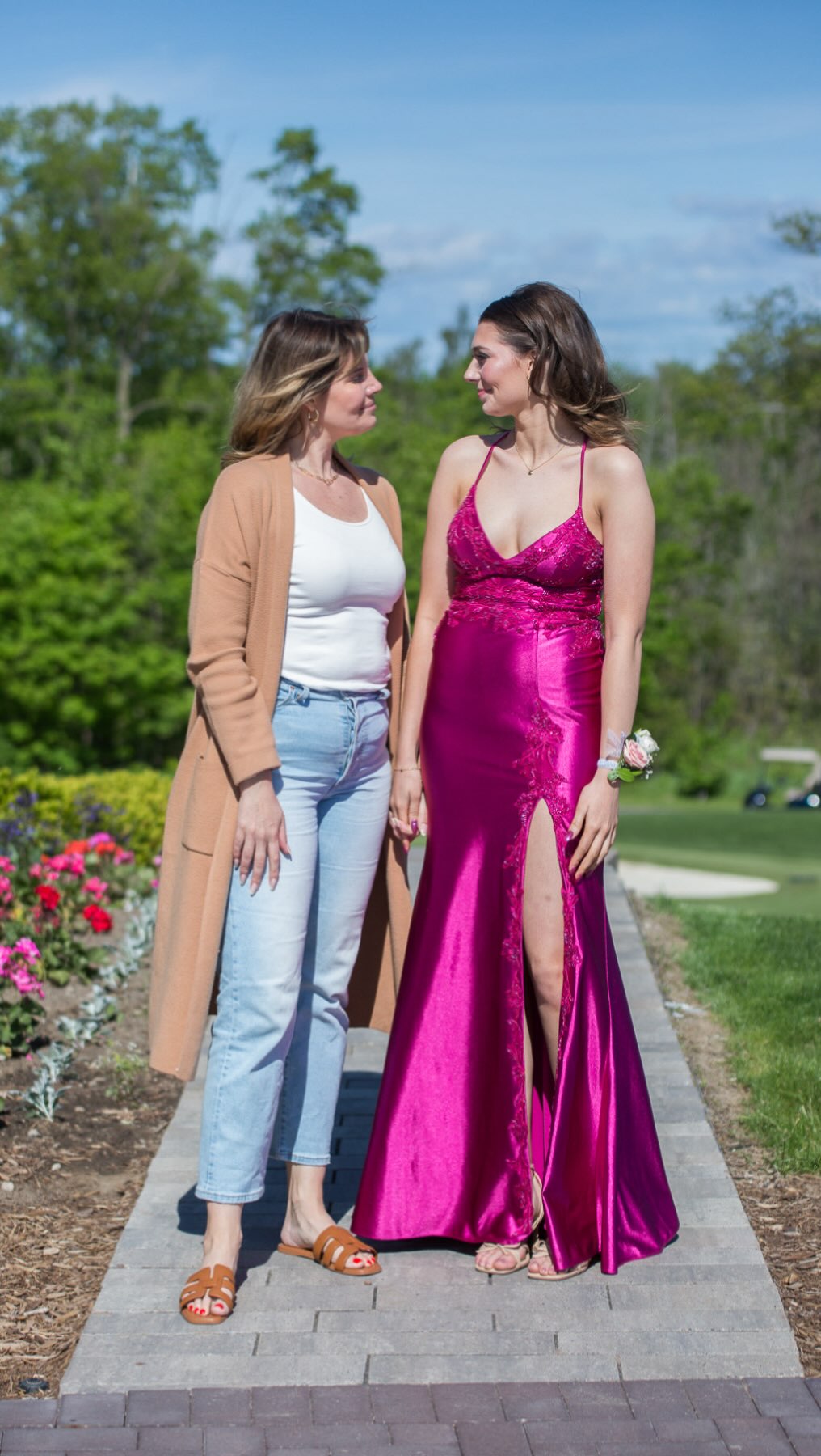10 minutes into prom photos and I was barefoot
Mom of three, mom of teens, mom of teenagers, mom of teen daughters, teenagers be like, motherhood journey
#relatablemom #mamalifeisthebestlife #momofteenagers