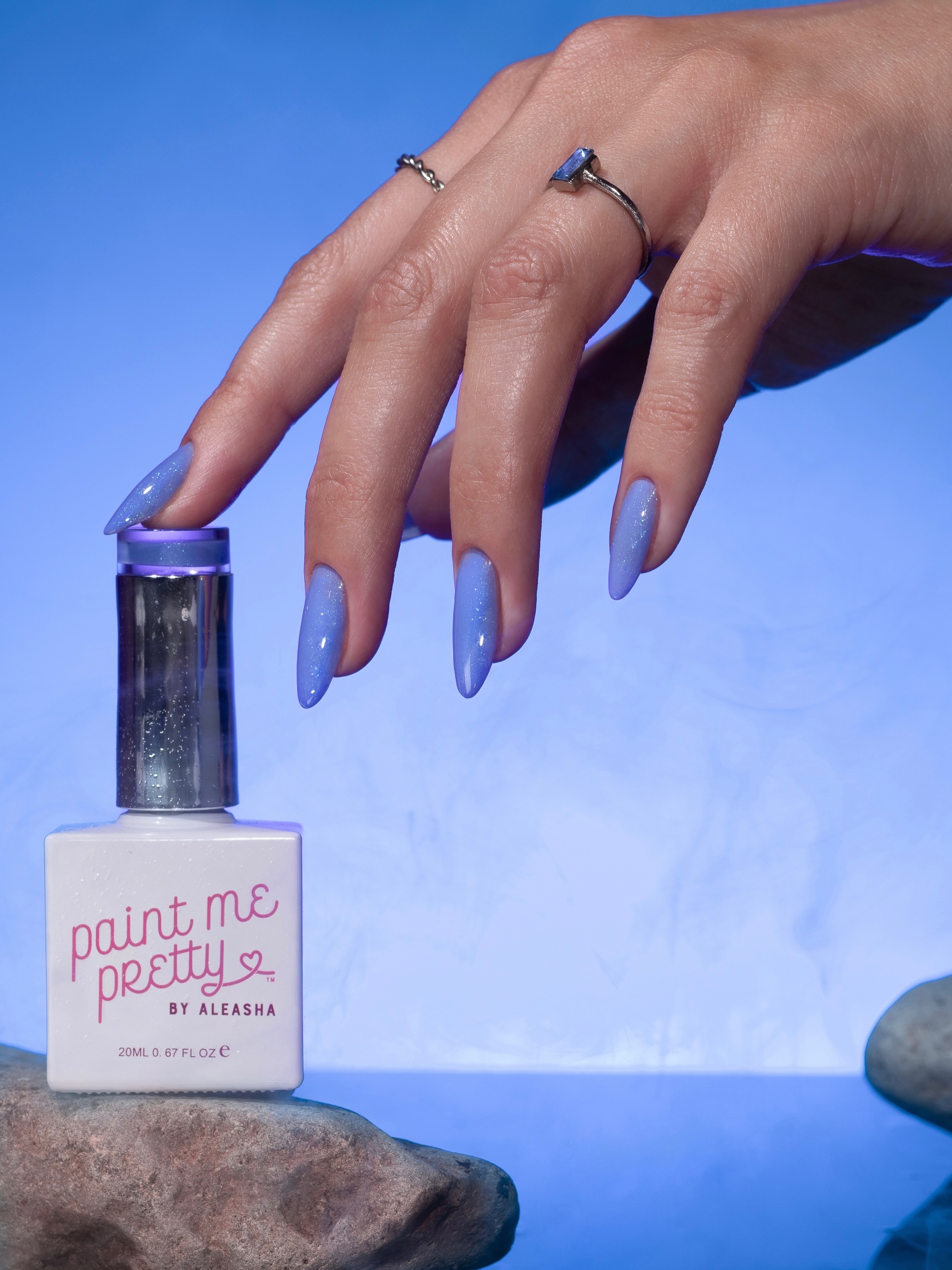 MEET OCEAN CRUSH 🌊
A unique sparkling blue shimmer inspired by crystal-clear waters and endless summer skies. 💙✨
Part of our brand new Heat Wave Collection ❤️🔥
✨ HEMA & TPO FREE
Launching TODAY at 6PM! ⏰ 😱
We’ve revealed 3 shades so far… but there are still 3 more sizzling shades to come. 🔥 keep your eyes peeled 👀
🛍️ Buy the full collection and get a FREE nail brush worth £9.99 (your choice of size) + FREE UK shipping. Just put your chosen size in the order notes or we will give you a surprise 😉
📸 @thenaileditions 🫶🏻
#heatwave #oceancrush #newcollection #summercollectionُ #paintmepretty