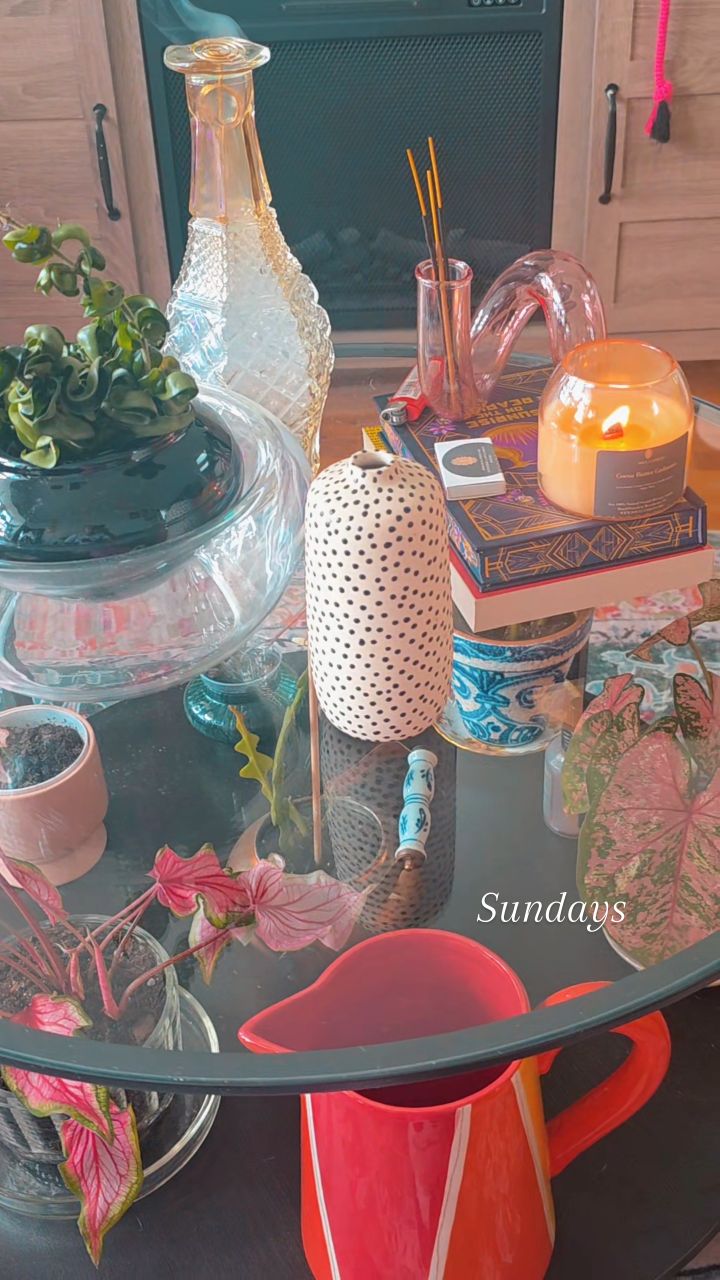 My new little set up...
Perfect for a slow Sunday.
#asethetic #coffeetablestyling #sundayvibe #slowdown #fyp