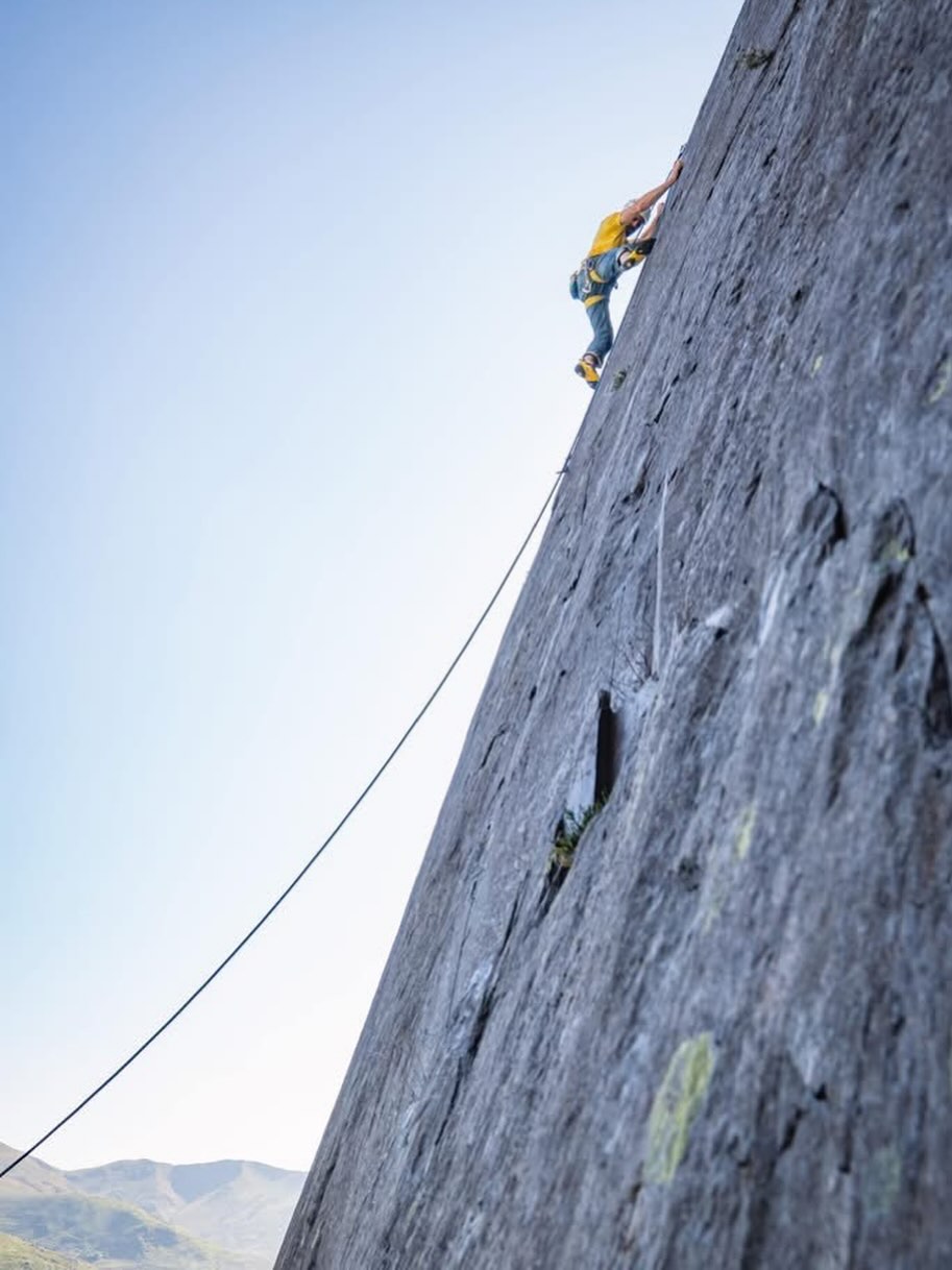 Remain in Light, E4 6a from a couple of years ago, one I’ve done a couple of times.
.
It’s a slate special, high first bolt as you can see from the rope, and then spaced bolts for the rest of the route. We could call it “Trort” or “Sprad” maybe 😂 It’s easier than Short Stories so if we’re talking trad grades E3 5c might be more accurate? To me it felt like a 6b+ requiring some focus. If that was near your limit though it would definitely feel more trad than sport I reckon.
.
These kind of bolted trad routes don’t make much sense if you look at them objectively, but who wants to do that. They have some history and evoke some emotions that wouldn’t be there if they were fully bolted sport routes.
Theres something for most people in the slate quarries from fully bolted sport to pure trad routes and these inbetweeners, all existing harmoniously next to each other.
.
It was a fun route, worth checking out if you’re on the slate, the slab has a few other good uns too.
.
#climbing #history #dinorwig #slate #cymru