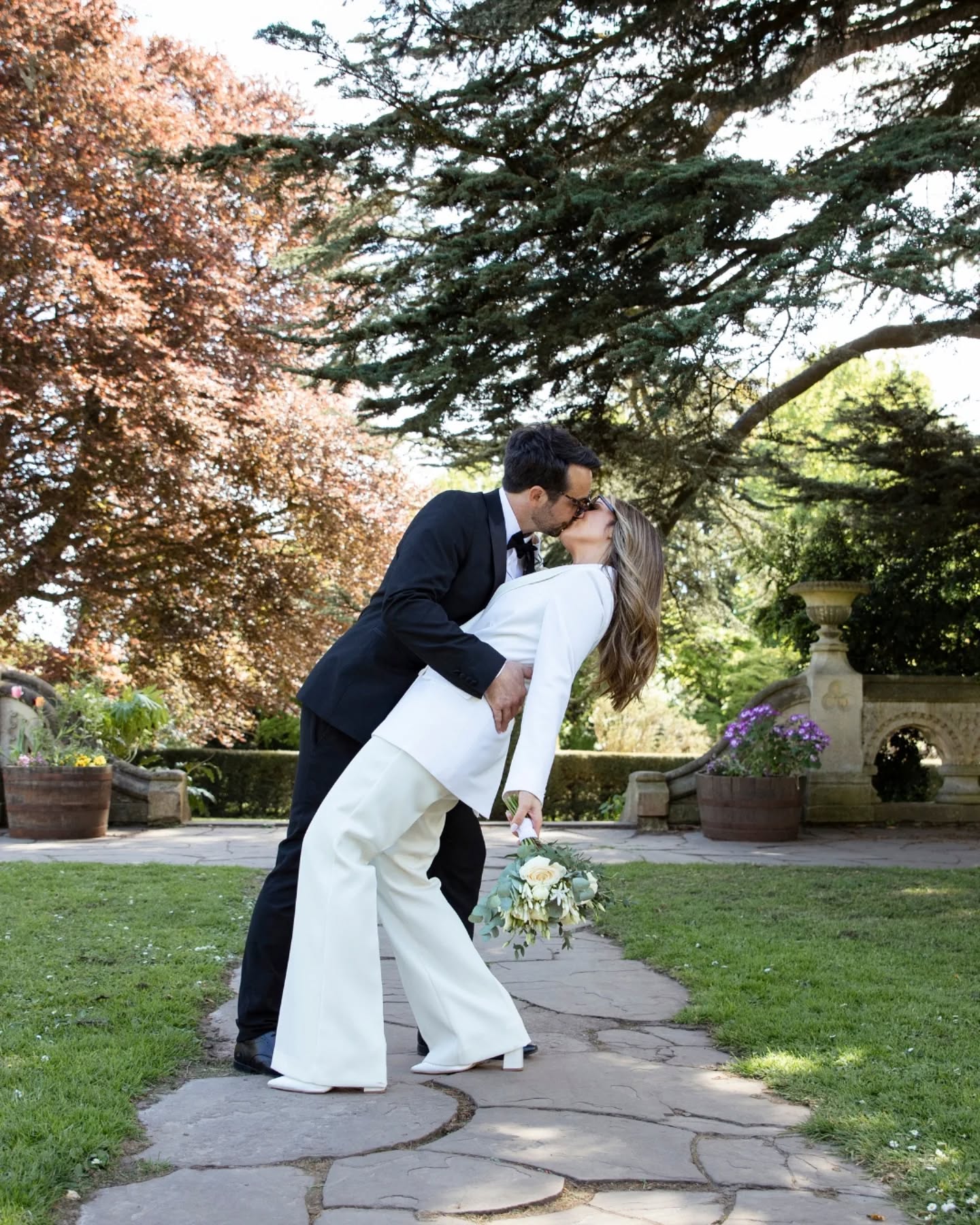 Another beautiful registry office wedding at Insole Court in Cardiff.
Simple, heartfelt, and full of joy.
Congratulations to the happy couple! ❤️
.
.
.
.
#insolecourtwedding
#cardiffweddingphotographer
#southwalesweddingphotographer
#cardiffphotographer
#southwalesphotographer