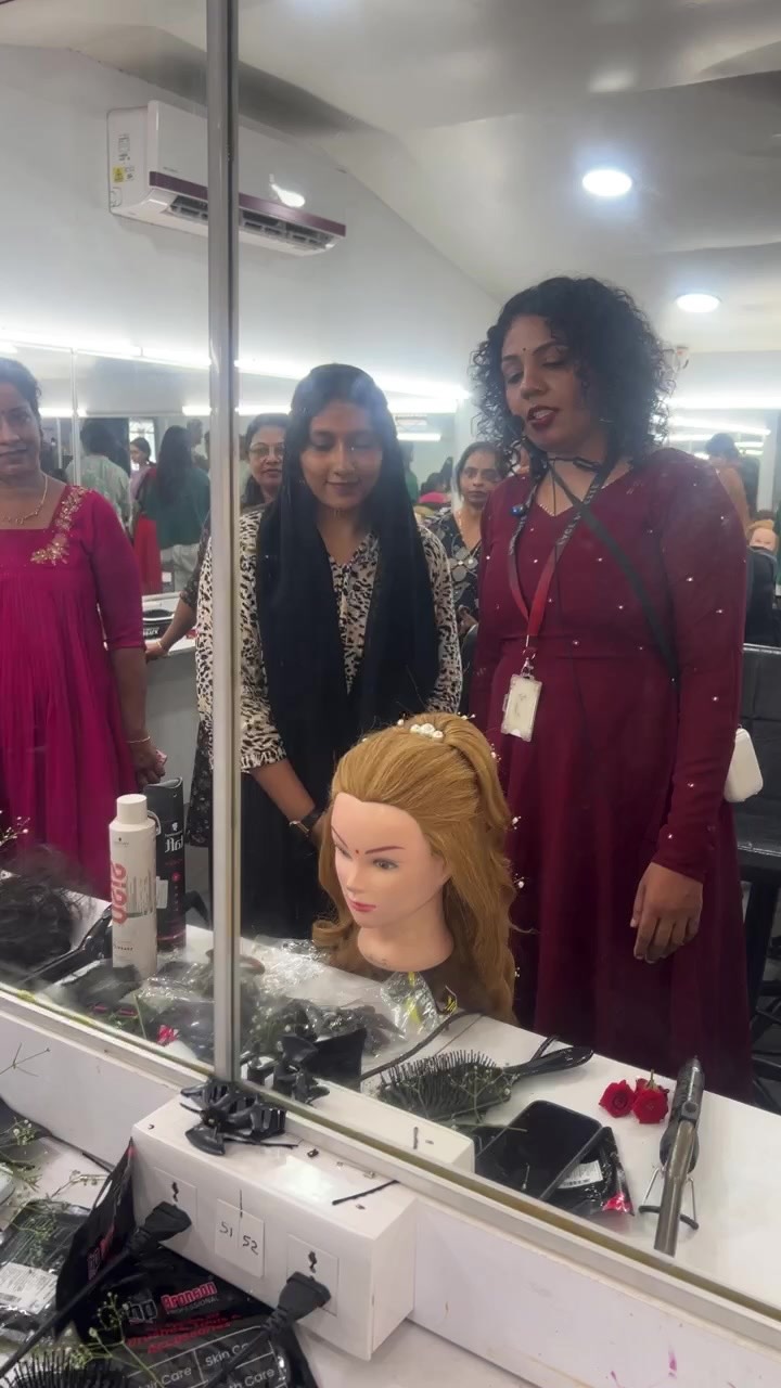 Creative Hairstyles By Our Students ๐4th Day Of Hairstyling Class โฅ๏ธ
Face Palette Makeup Academy โ Certified by Europe India Centre for Business and Industry, a European Parliament accredited organisation, is Keralaโs leading destination for professional makeup education! ๐
๐
Upcoming Batches:
Internationally certified by EICBI, London -
๐ฉโ๐Diploma in Makeup Artistry - 26 June
๐ฐโโ๏ธBridal Makeup - 26 June
Facepalette Certified -
๐2 Days Airbrush Makeup Class - 19 June
๐ 3 Days Premium Makeup Class - 22 June
๐ Learn at our Kochi academy or join us LIVE online from anywhere in India or abroad!
#facepalette #makeupacdemy #makeupclass #makeupclass #kerala