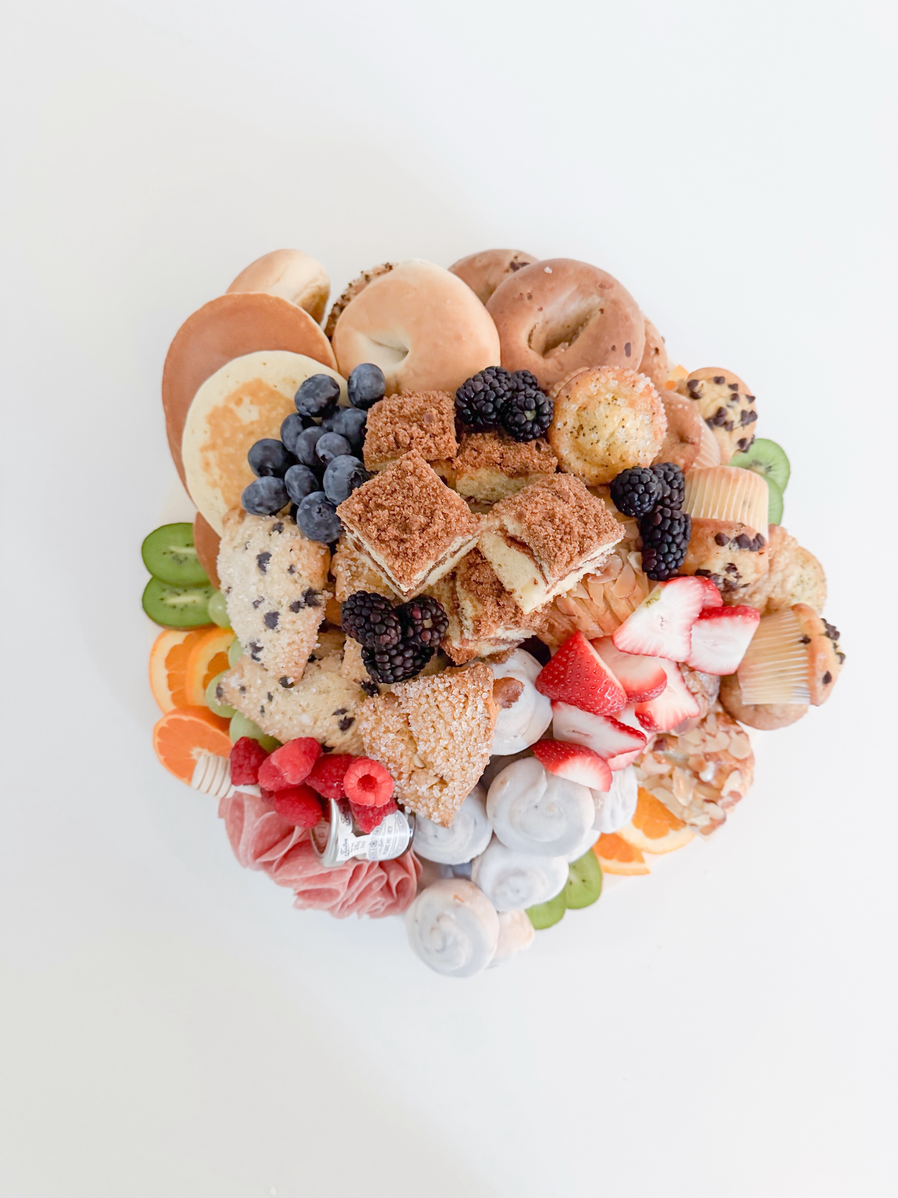 A happy brunch moment 🥯🍓🥂
⠀⠀⠀⠀⠀⠀⠀⠀⠀
Thoughtfully curated and beautifully arranged, our Brunchn’ board is filled with fresh bagels, variety of mini pastries, seasonal berries, brie cheese, and a cured meat to create an elevated brunch experience.
⠀⠀⠀⠀⠀⠀⠀⠀⠀
Whether you’re hosting family, celebrating a special occasion, or enjoying a slow morning at the beach our breakfast boards transforms an ordinary gathering into something memorable. Designed for sharing, savoring, and connecting, it’s the perfect centerpiece for a morning well spent!
⠀⠀⠀⠀⠀⠀⠀⠀⠀
Find all of our delicious breakfast board options on our website, www.bluemagnoliacatering.com/delivery-menu