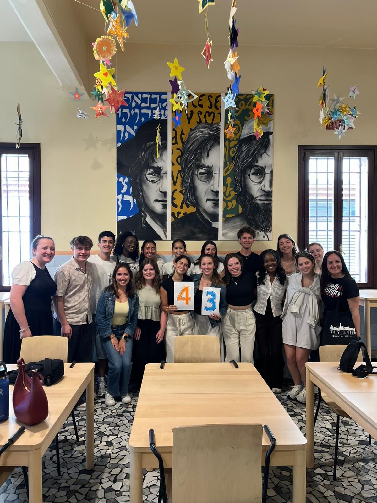 Benvenuto Summer 2026 Cohort!! We started off our first week with our first Social Justice trip to Padova!! ⛪️🍊
We began by immersing ourselves into the historical, artistic and cultural richness of this northern city. Our amazing Art History Professor Piergiacomo Petrioli “PG”, guided us through the breathtaking architecture and art of the Battistero di San Giovanni Battista and the Basilica of St. Anthony, which houses the relics of St Anthony and artworks by Donatello. 🎨🖌️
The following day we spent a powerful morning encountering @cucinepopolaripd, an extraordinary organization that has been serving the local community since 1882, providing meals and essential support to individuals facing hardships. We strived to support by helping clean their lovely church, representing a safe space for individuals that need it. And also directly listened to the numerous projects in place and witnessed their actions based on solidarity and humanity. 🥘🧹🤝
We are so incredibly grateful to Cucine Economiche Popolari for opening their doors to us and showing us the power of enduring community care! And to our students for their enthusiasm, reflections and commitment to our intentional, social justice-based travel experiences! This is only the start of an unforgettable summer! ☀️
