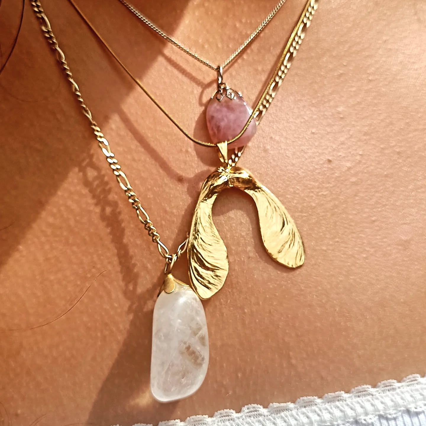 Sieraad met een ziel. Esdoorn zaadje, 24K goud verguld. Made with magic.
Welkom lieve bezoekers van Zeldzaam Mooi. Volg ons, like deze post en je doet automatische mee met onze giveaway voor dit unieke sieraad. Dank voor jullie interesse en steun💚. Loopt tot 31 mei 00.00.
Love & light