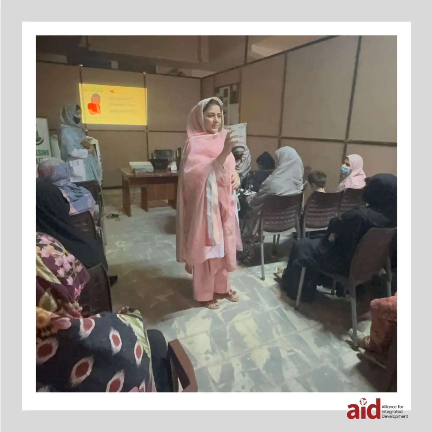 At SMILE Emporium, AID beneficiaries attended a stress management session organized by BWDO (Blessing Welfare and Development Organization) and facilitated by Ms. Rabia Nawaz, Ms. Ume Ayman, and Mr. Riaz Khan. The session focused on understanding stress, identifying triggers, and practicing practical coping techniques for improved mental well-being.
#AIDforchange #AIDrelief #AIDPakistan